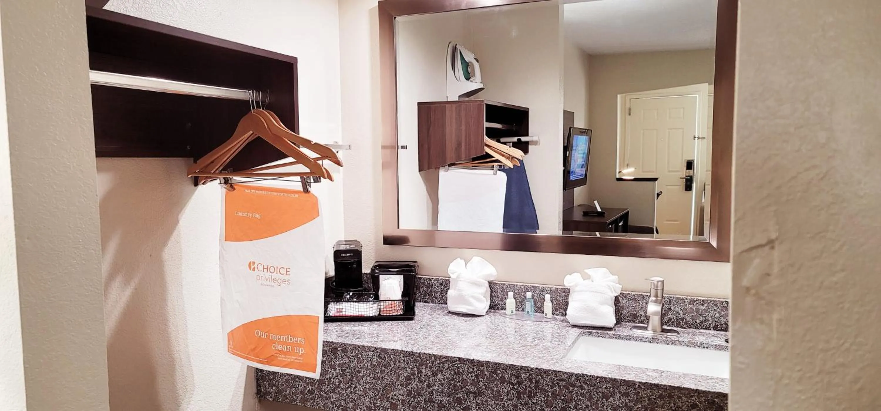 Bathroom in Quality Inn Port Wentworth Savannah North