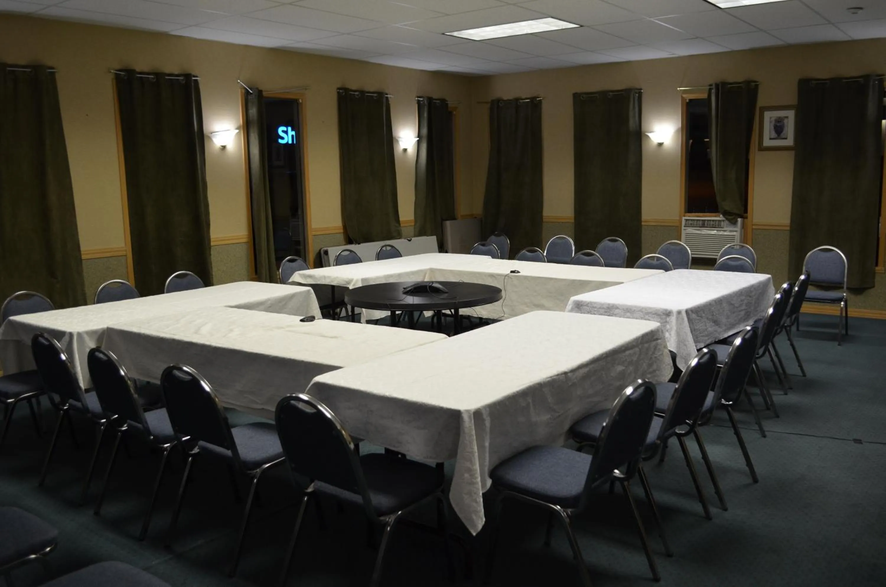 Business facilities in Canadas Best Value Inn & Suites-Castlegar