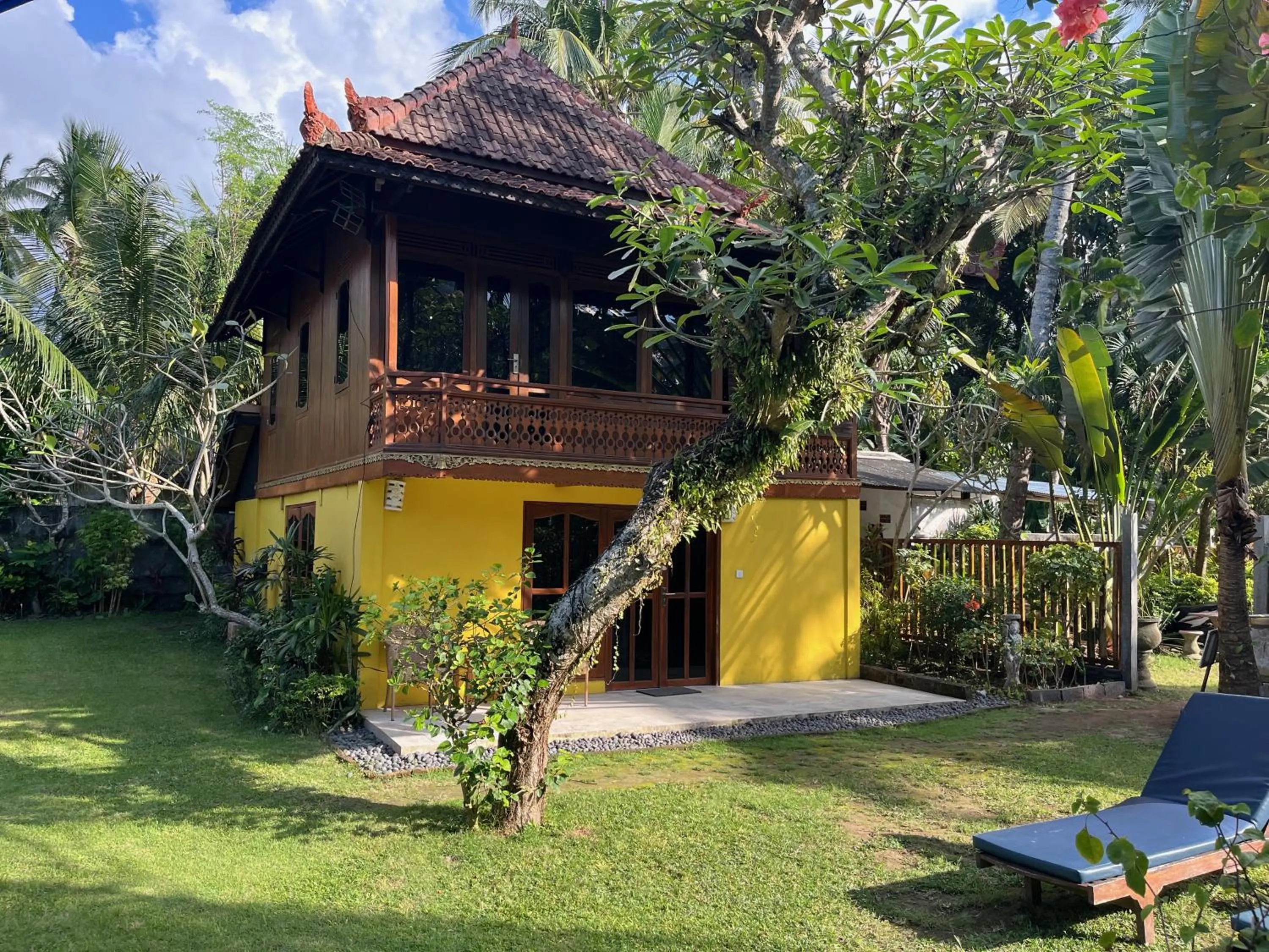 Property building in Kura Kura Villas & Candidasa Mini Golf