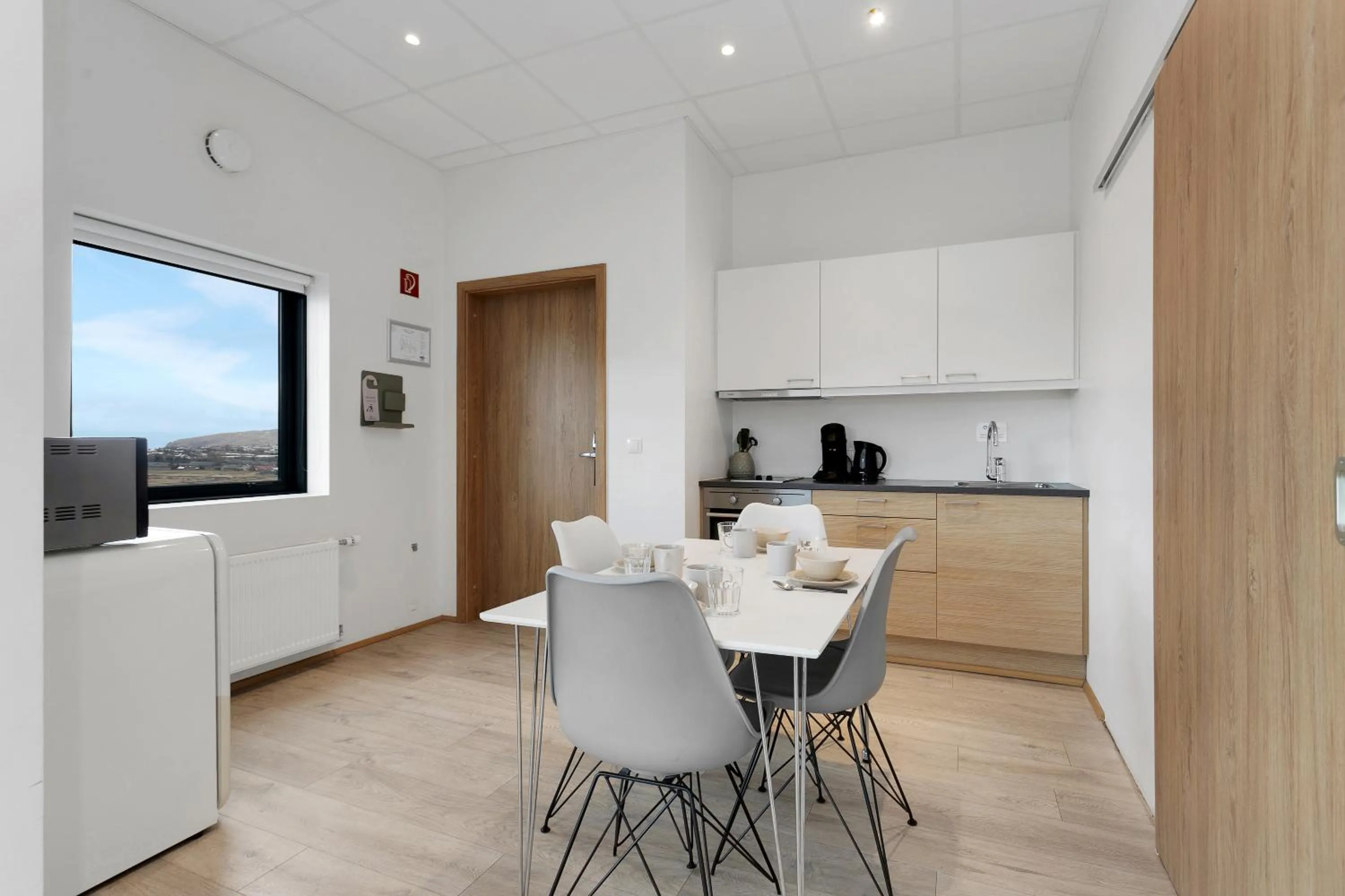 Kitchen or kitchenette in Blue Mountain Apartments by Heimaleiga