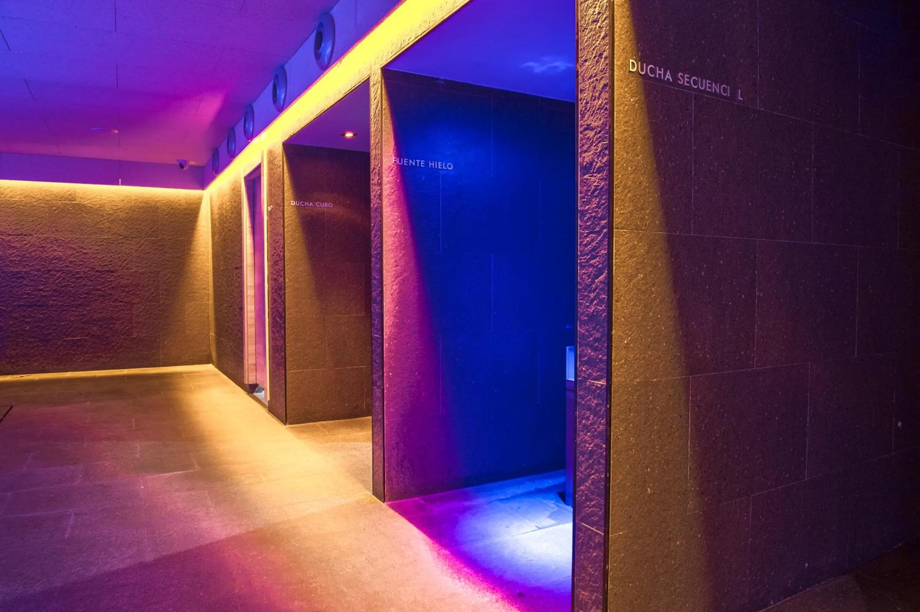 Hot Tub in Silken Gran hotel Durango