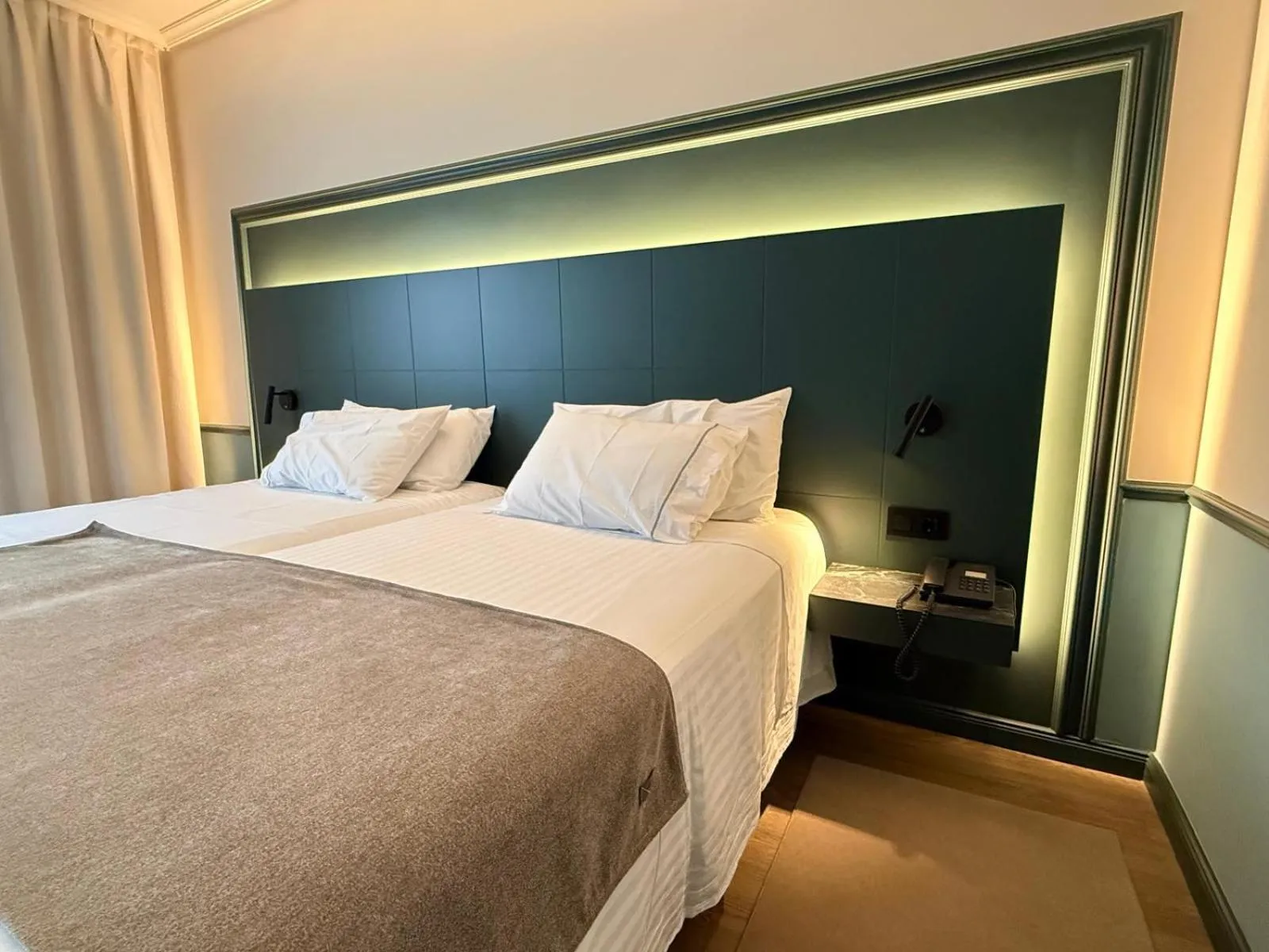 Bed in Silken Gran hotel Durango