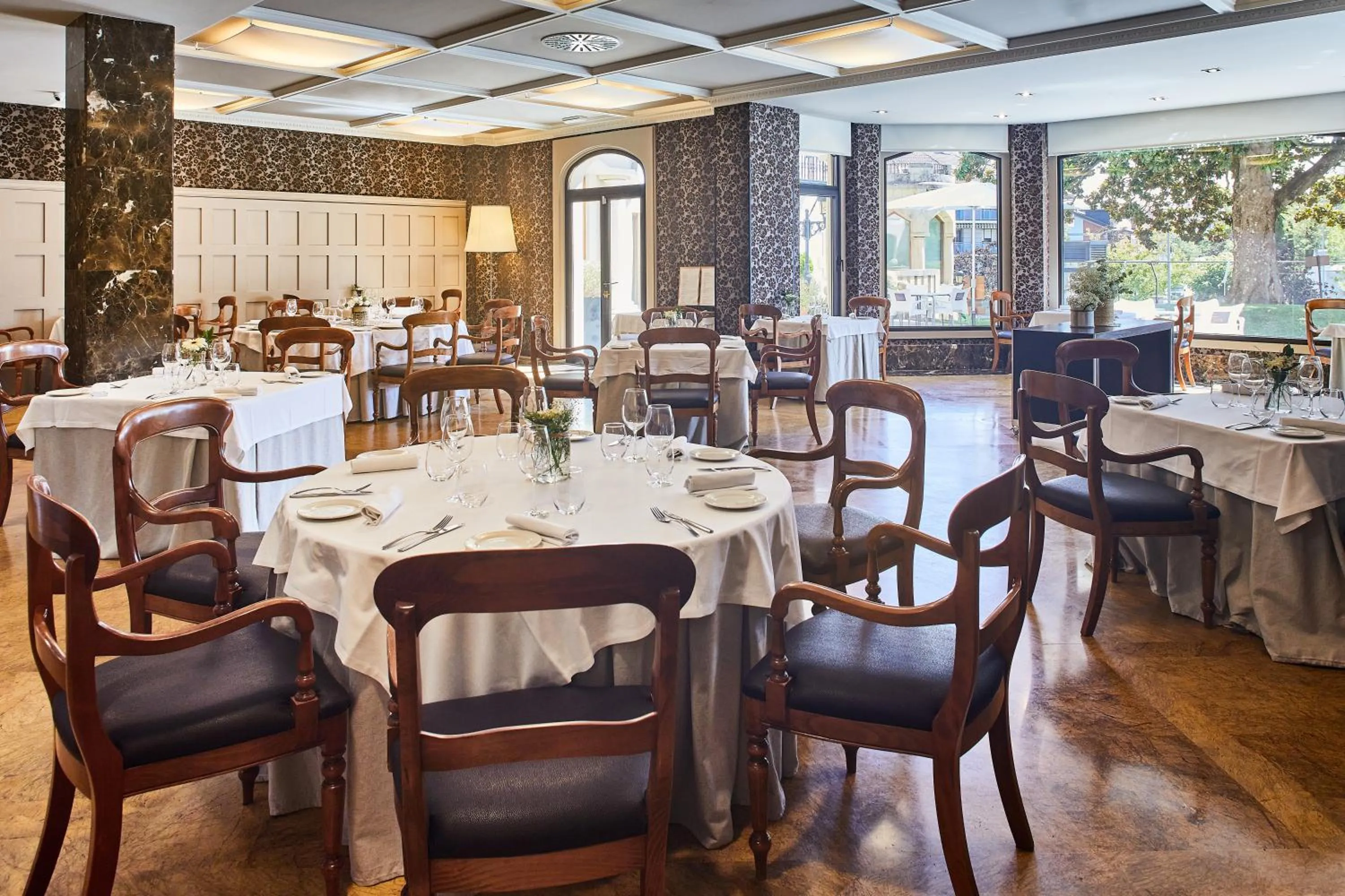 Restaurant/places to eat in Silken Gran hotel Durango