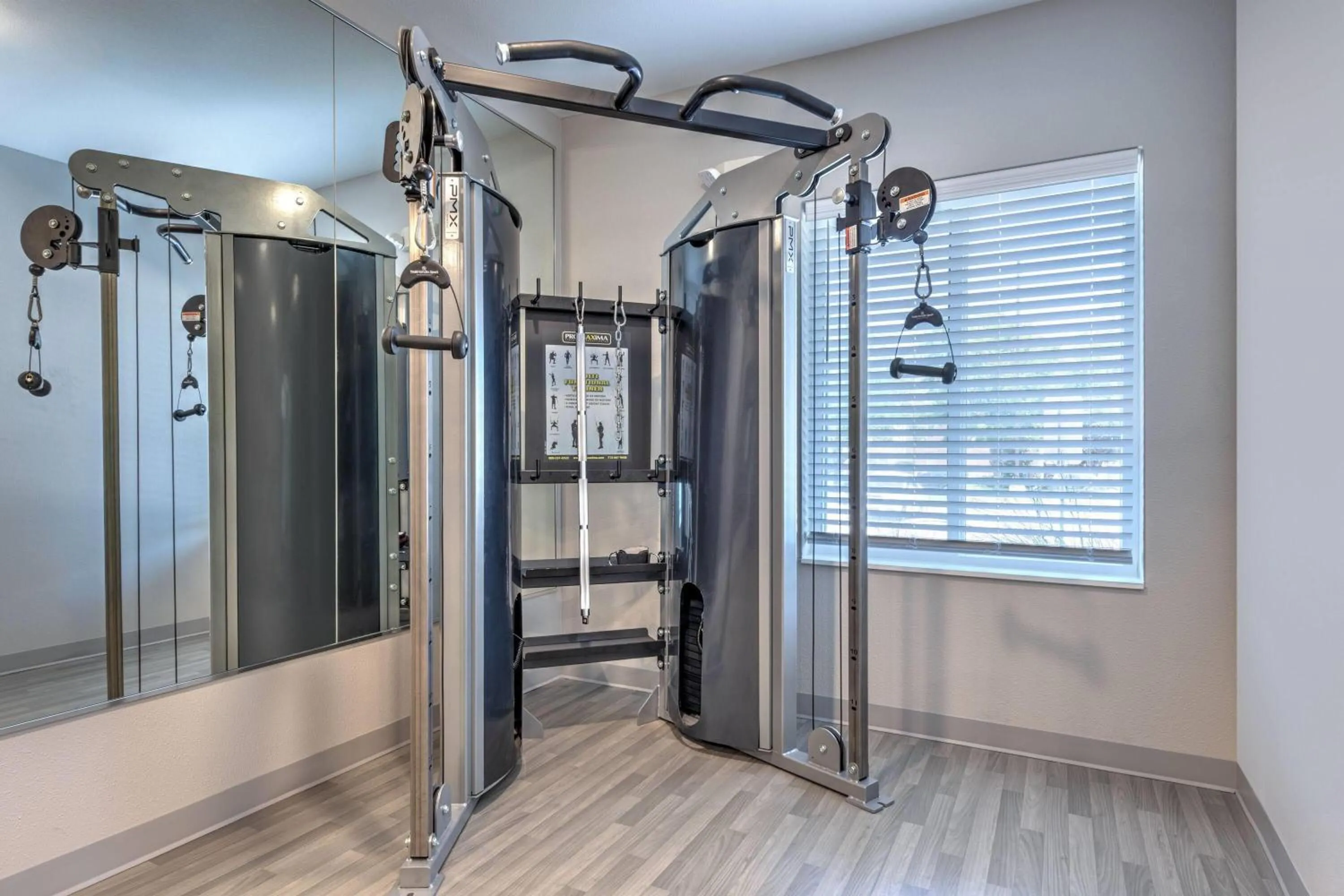 ECHO Suites Extended Stay by Wyndham Dallas Plano Richardson