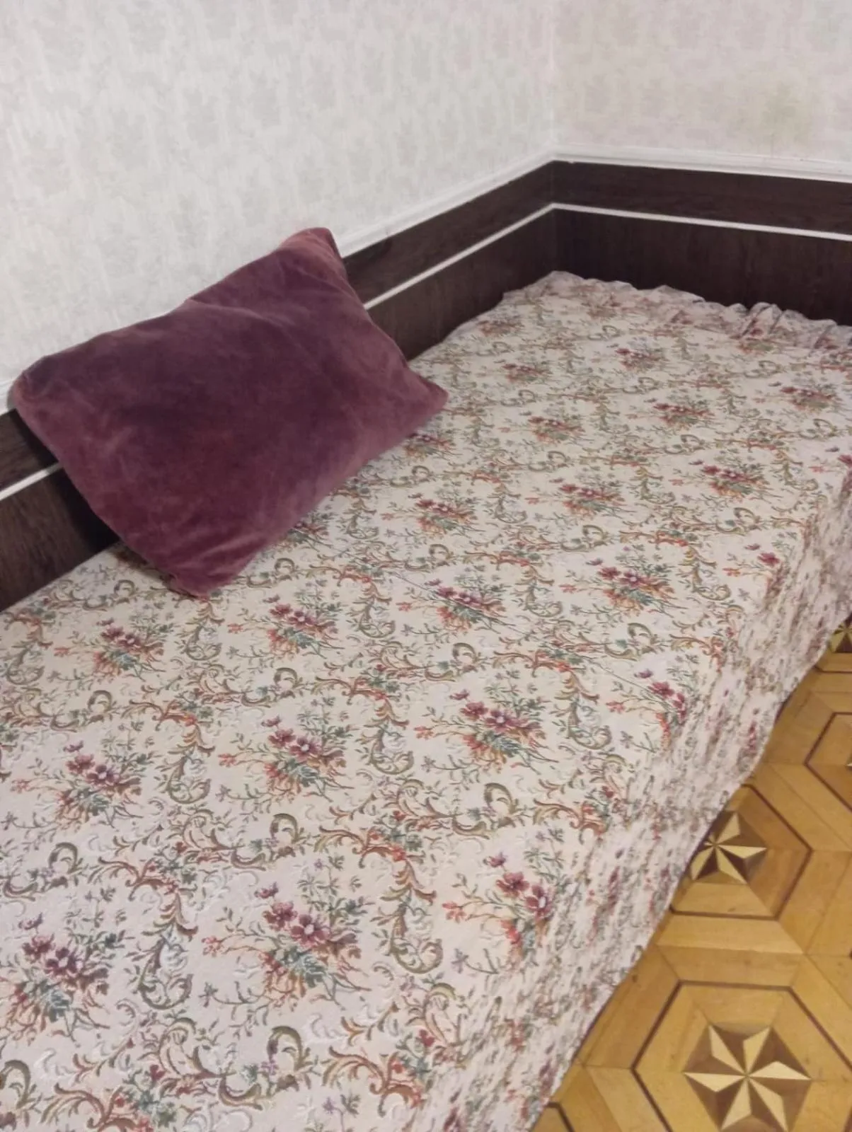 Bed in Royal Boutique Hotel on Kievyan