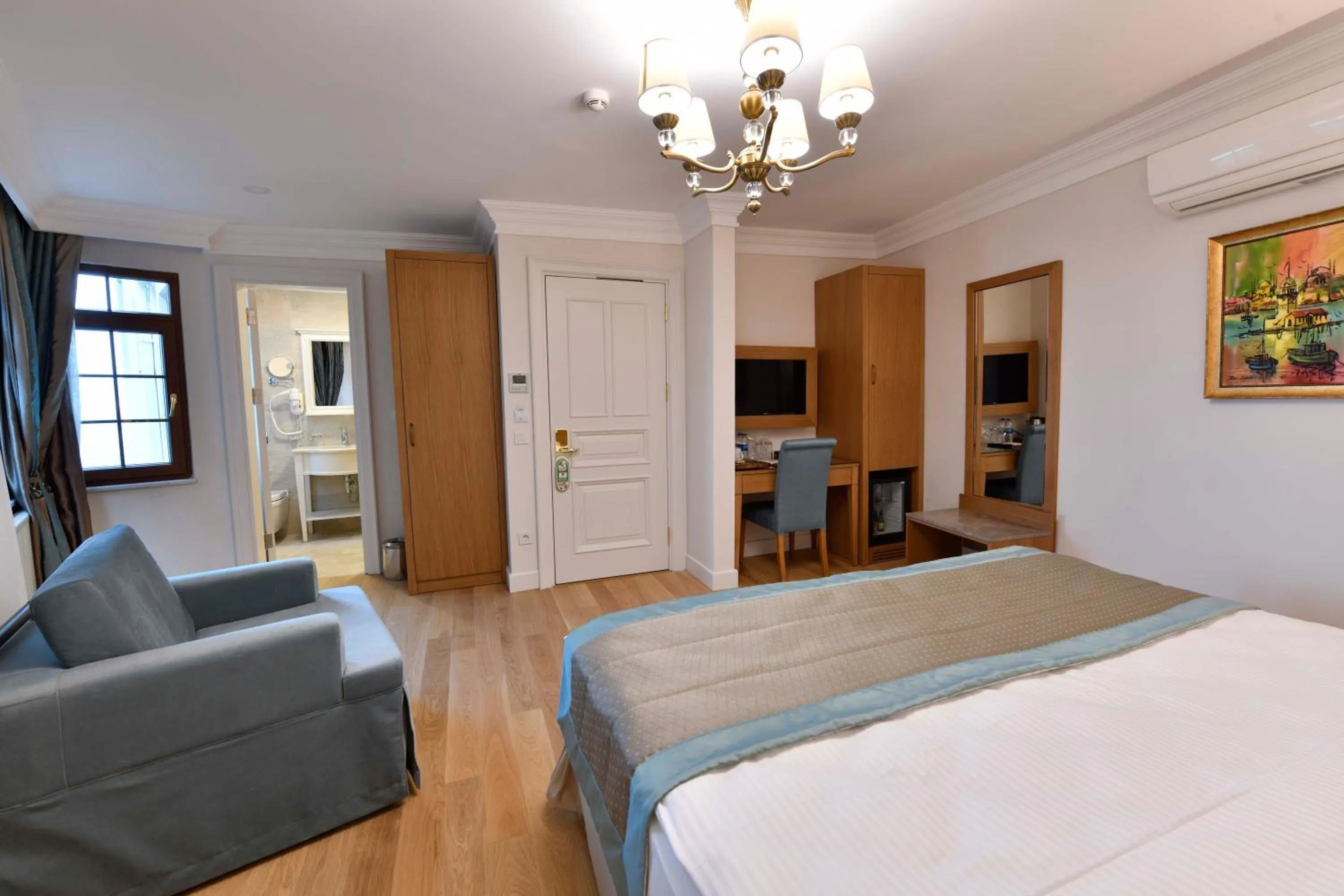 Decorative detail, Bed in GLK PREMIER Sea Mansion Suites & Spa - Special Class