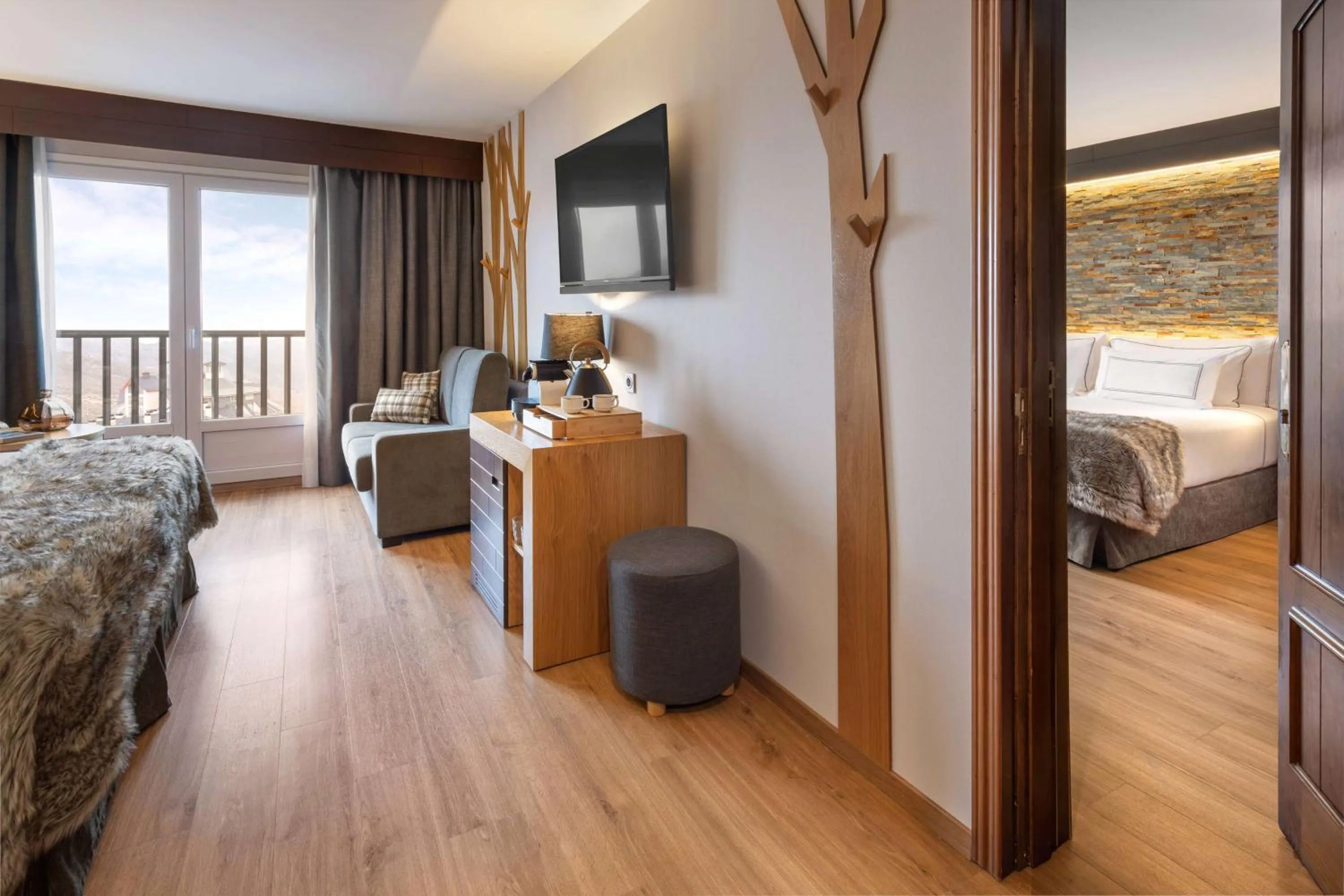 Bedroom, Bed in Melia Sierra Nevada