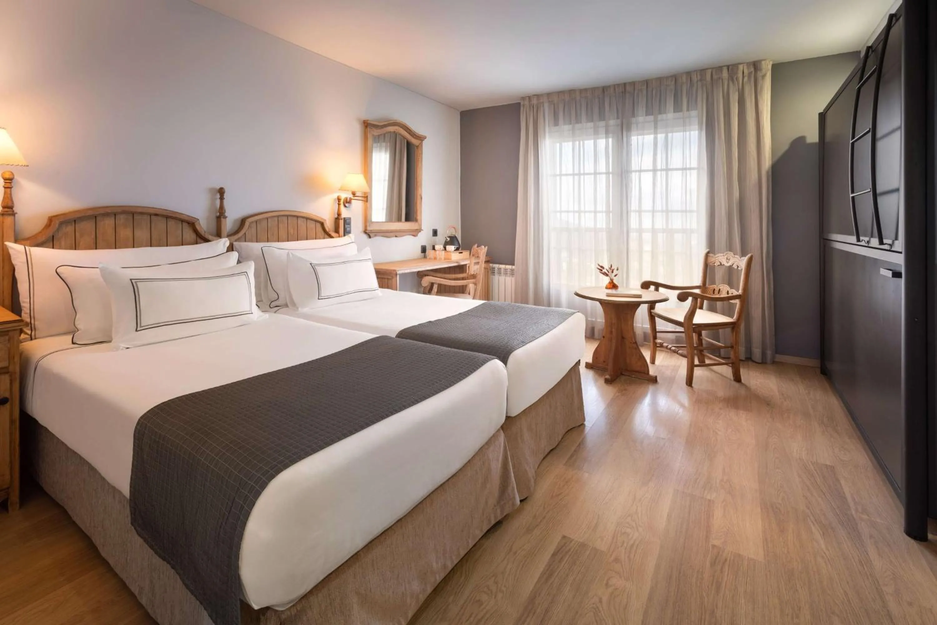 Bedroom, Bed in Melia Sierra Nevada