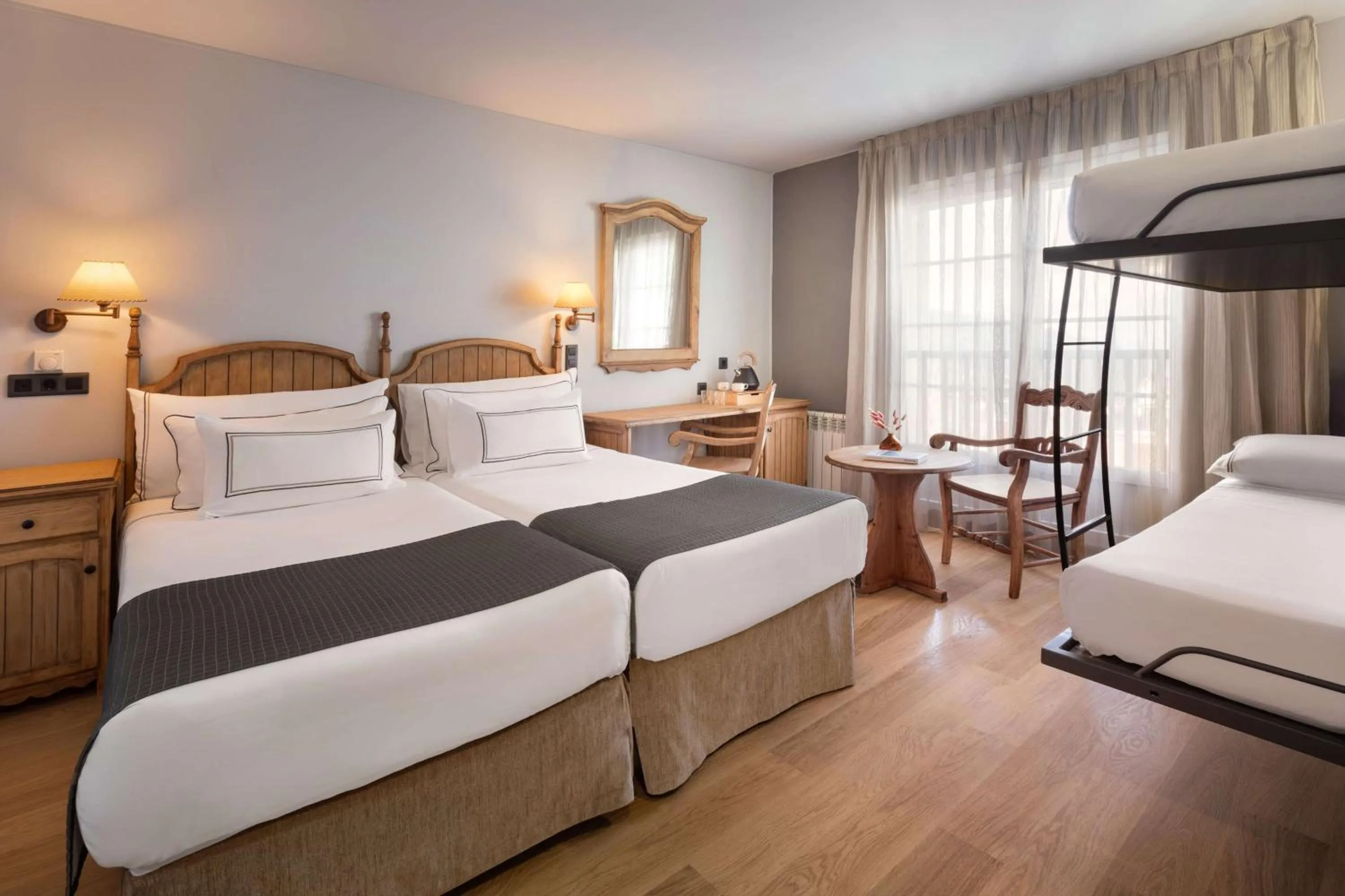 Bedroom, Bed in Melia Sierra Nevada