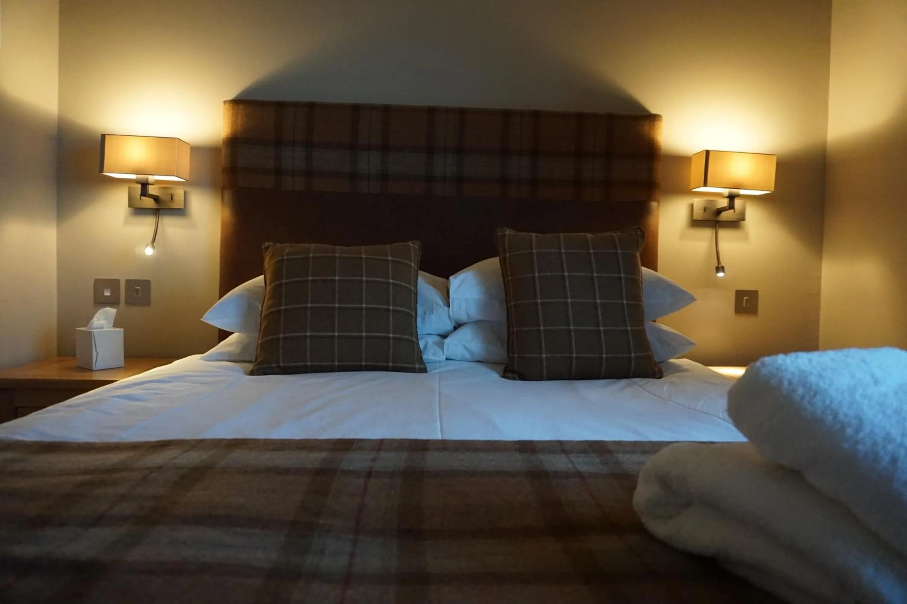 Bed in Lochside Hotel