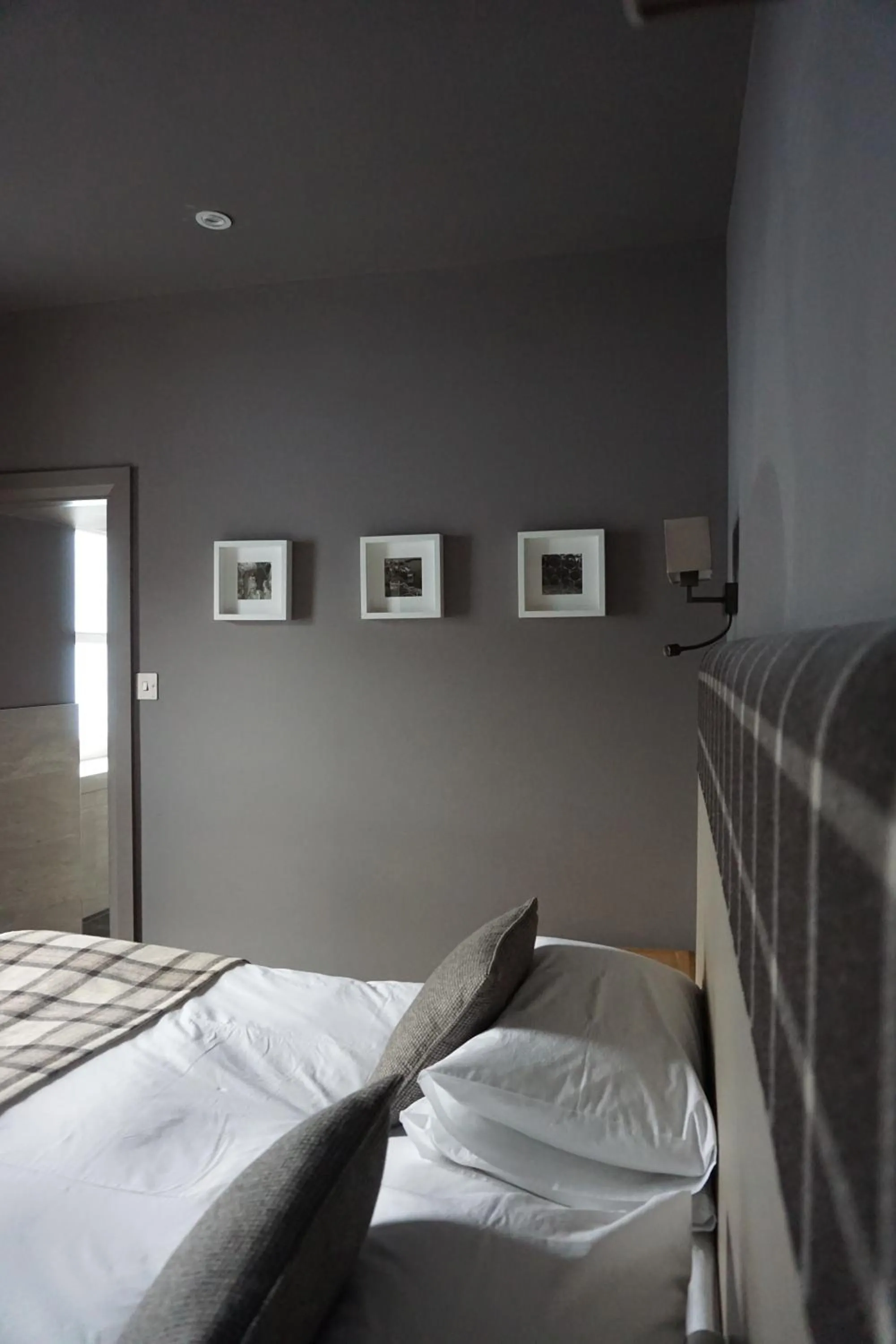 Bed in Lochside Hotel