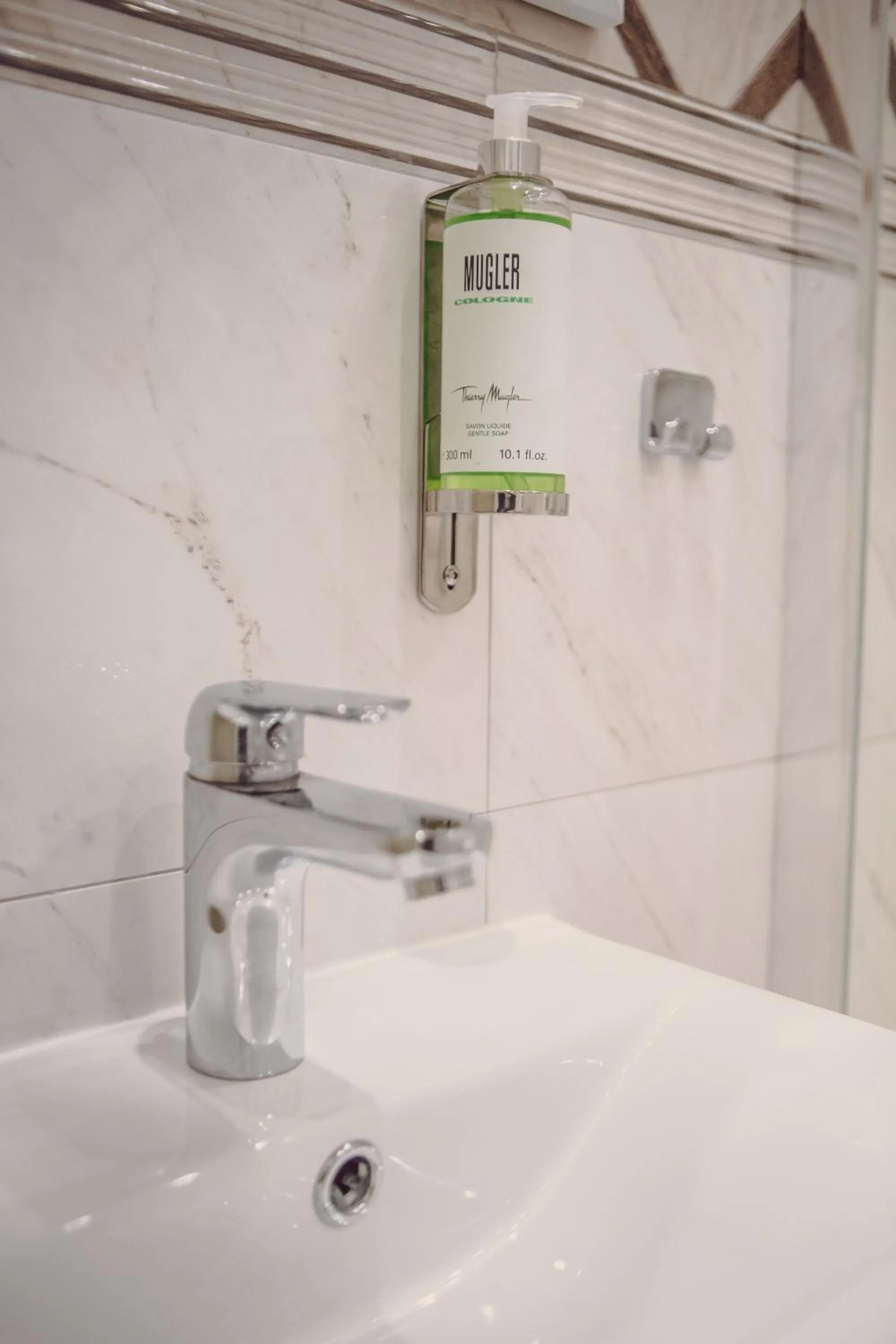 Dom Goscinny Bialy Dworek