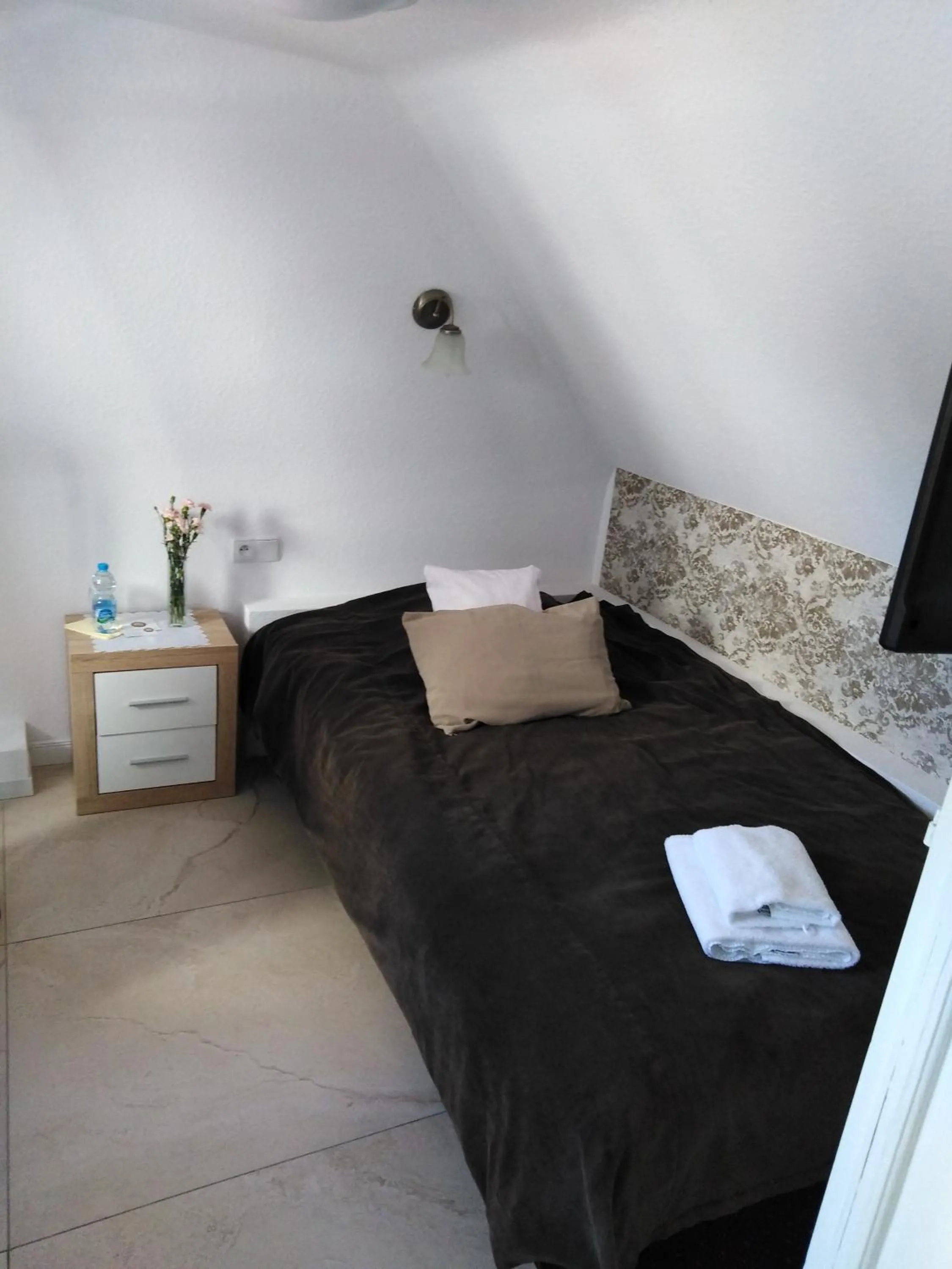 Bed in Dom Goscinny Bialy Dworek