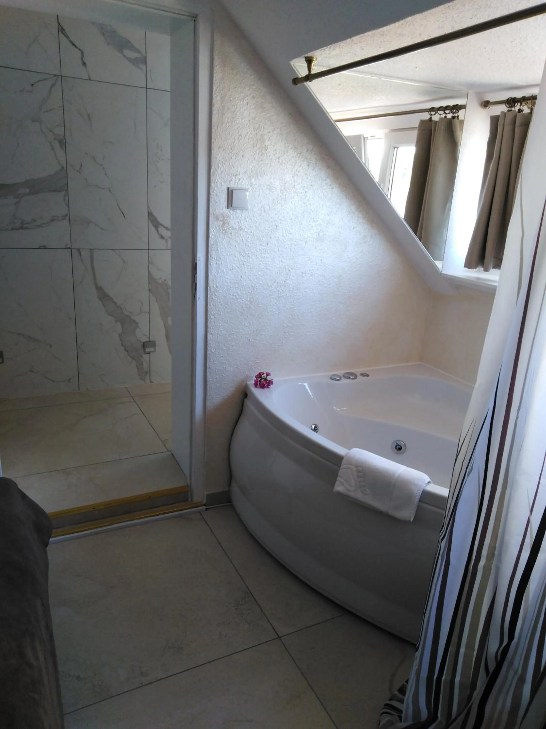 Bed in Dom Goscinny Bialy Dworek