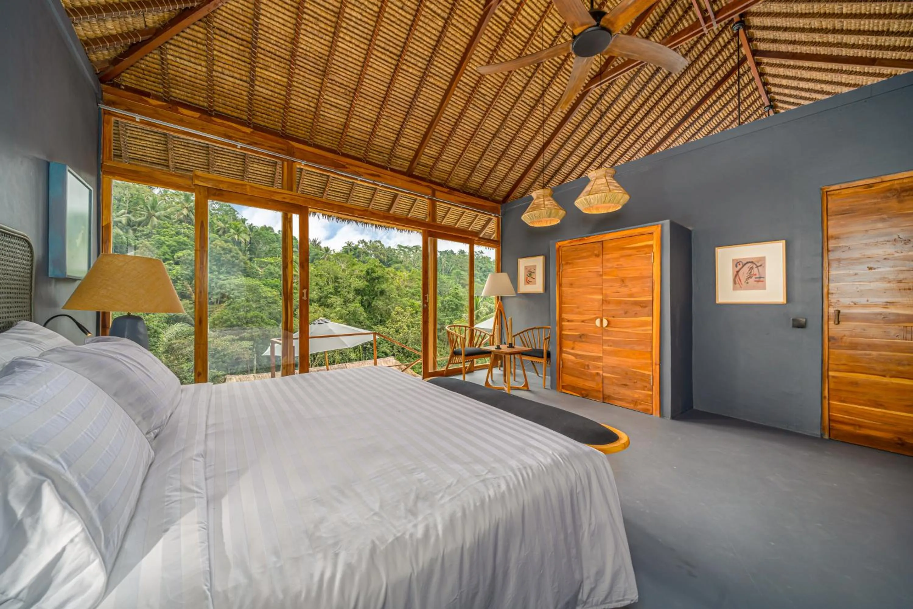 Bed in Muraya Villas in Ubud