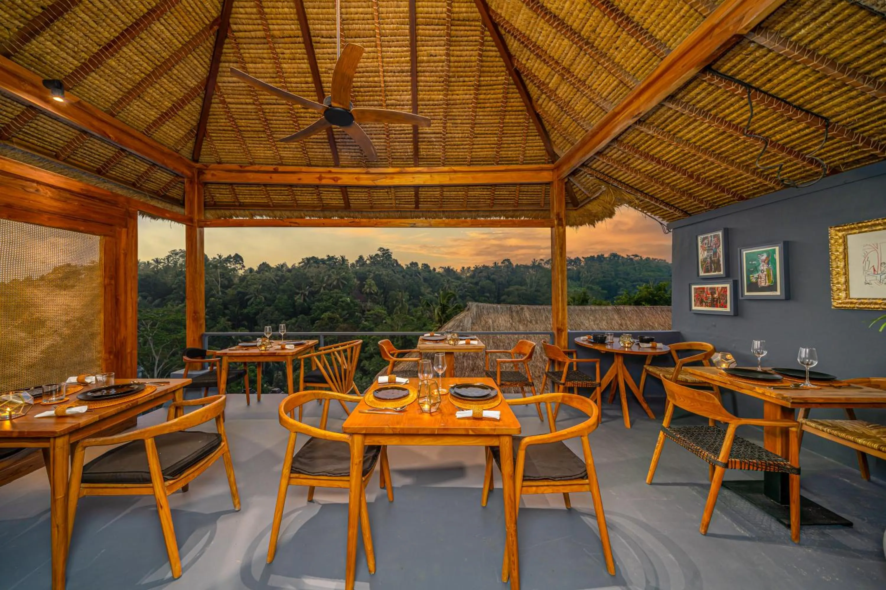 Restaurant/places to eat in Muraya Villas in Ubud