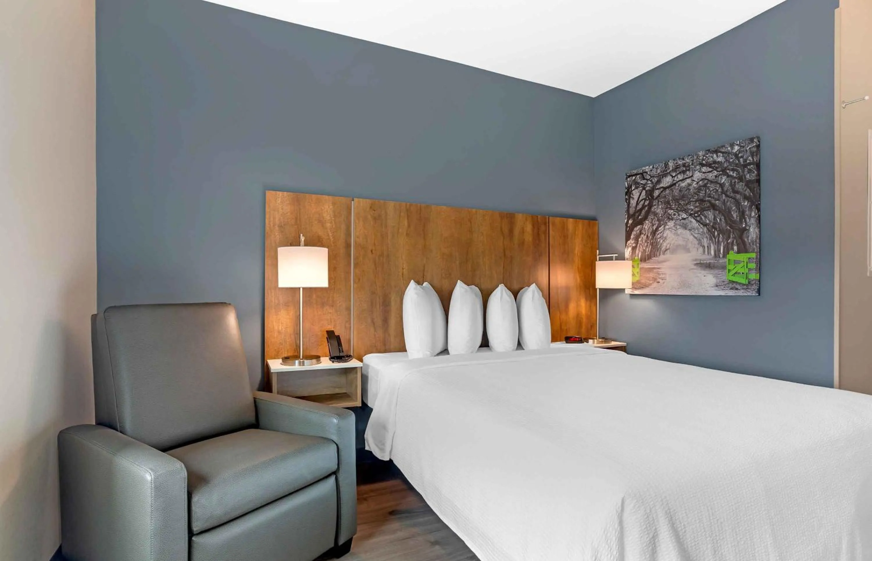 Bed in Extended Stay America Premier Suites - Bradenton