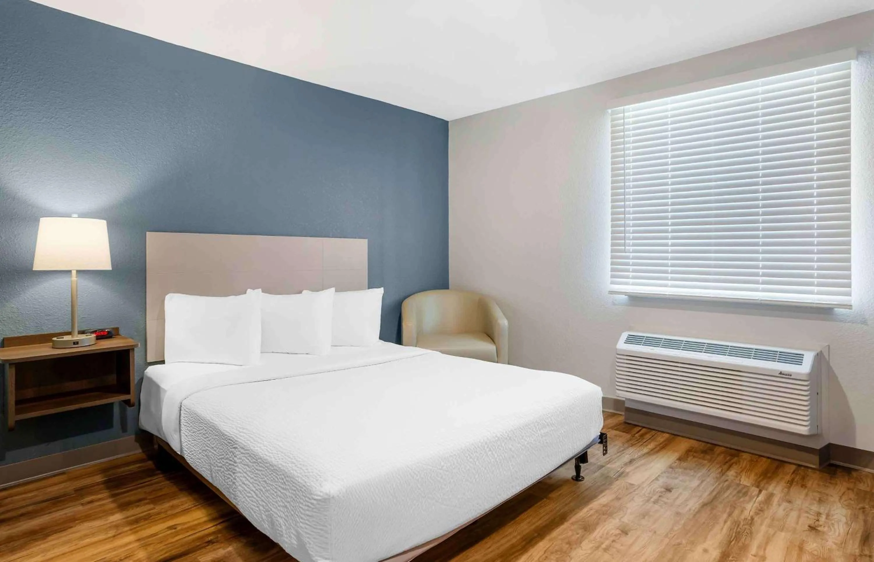 Bedroom, Bed in Extended Stay America Suites - Tampa - Casino Area