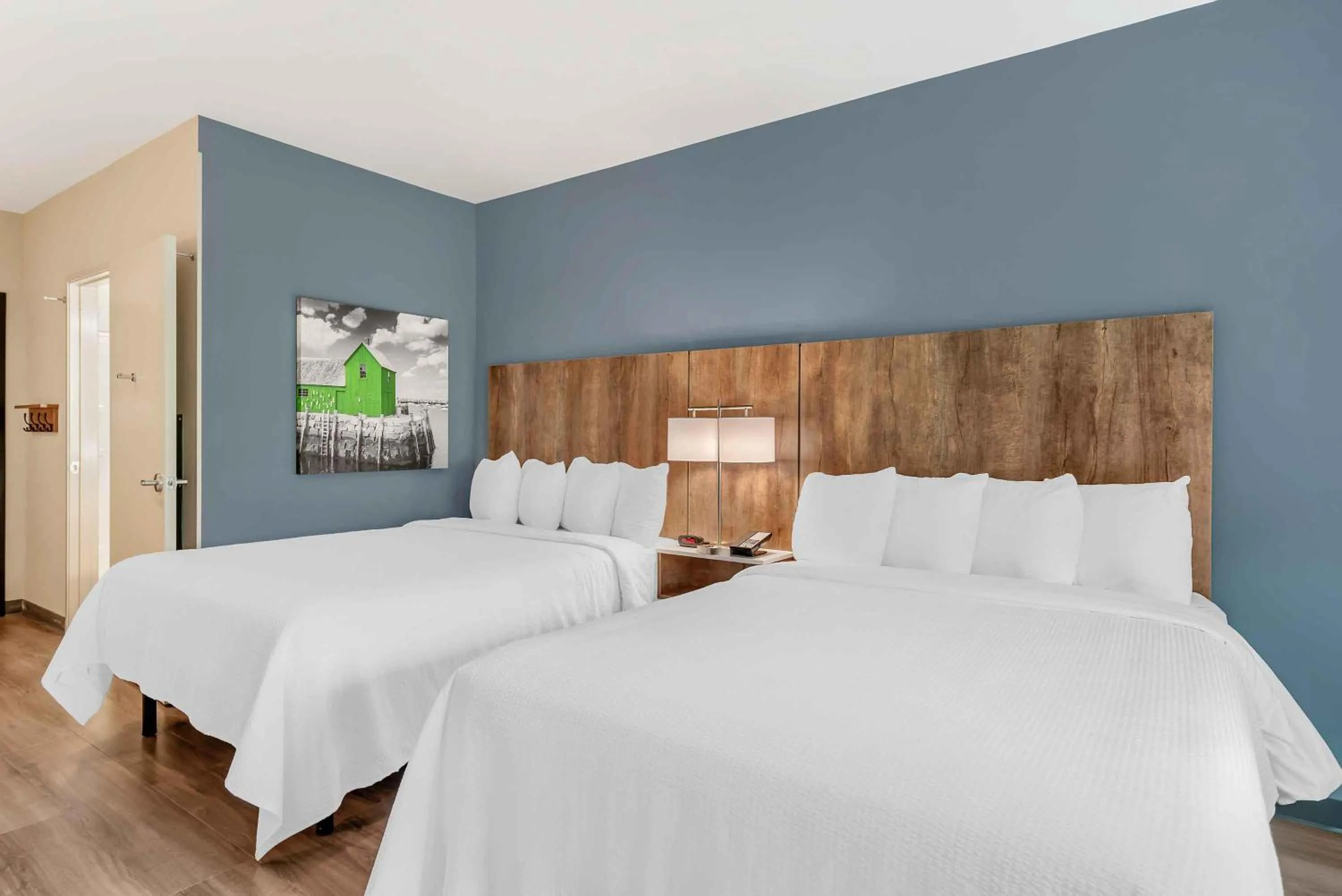 Bedroom, Bed in Extended Stay America Premier Suites - Charlottesville