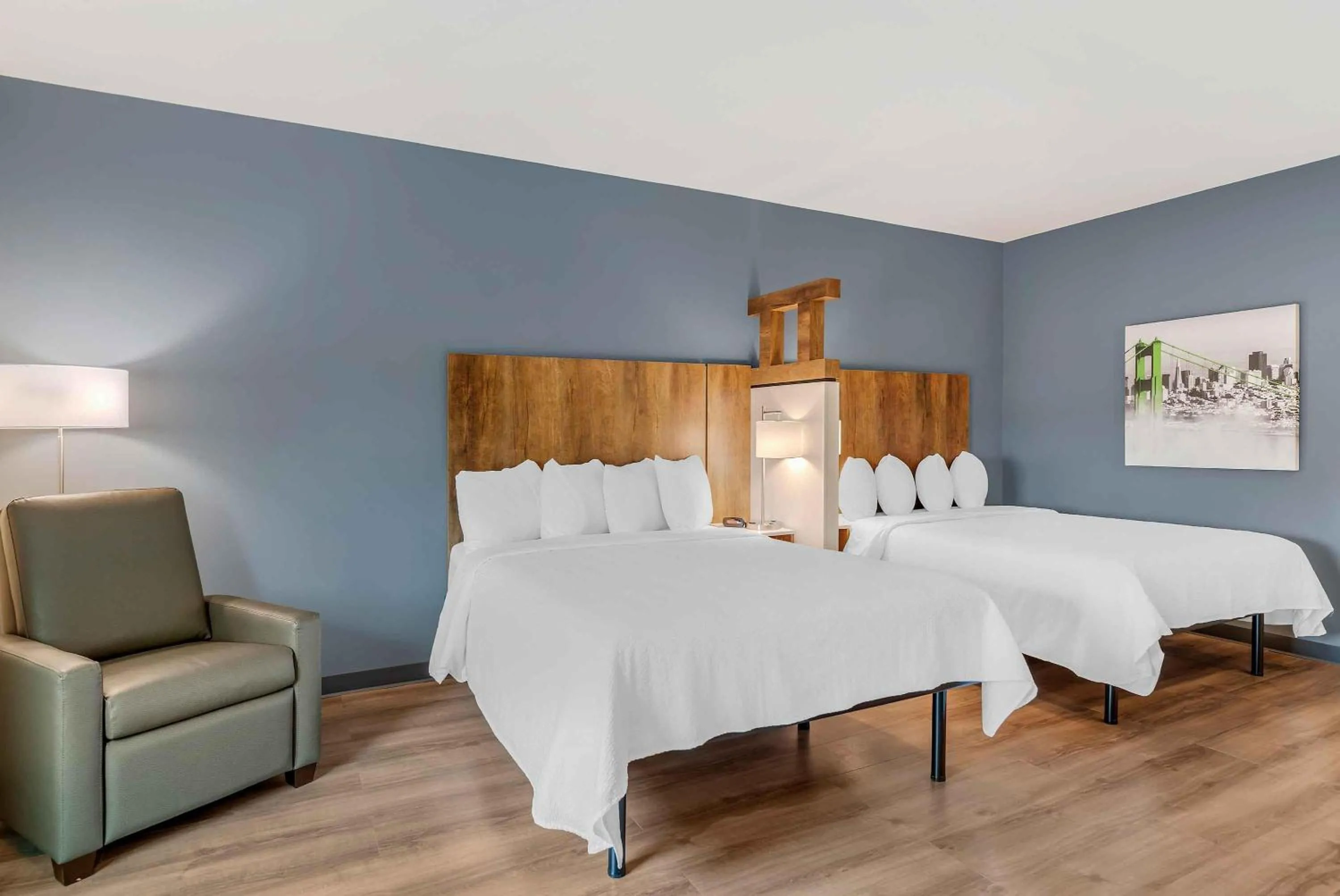 Bedroom, Bed in Extended Stay America Premier Suites - Charlottesville