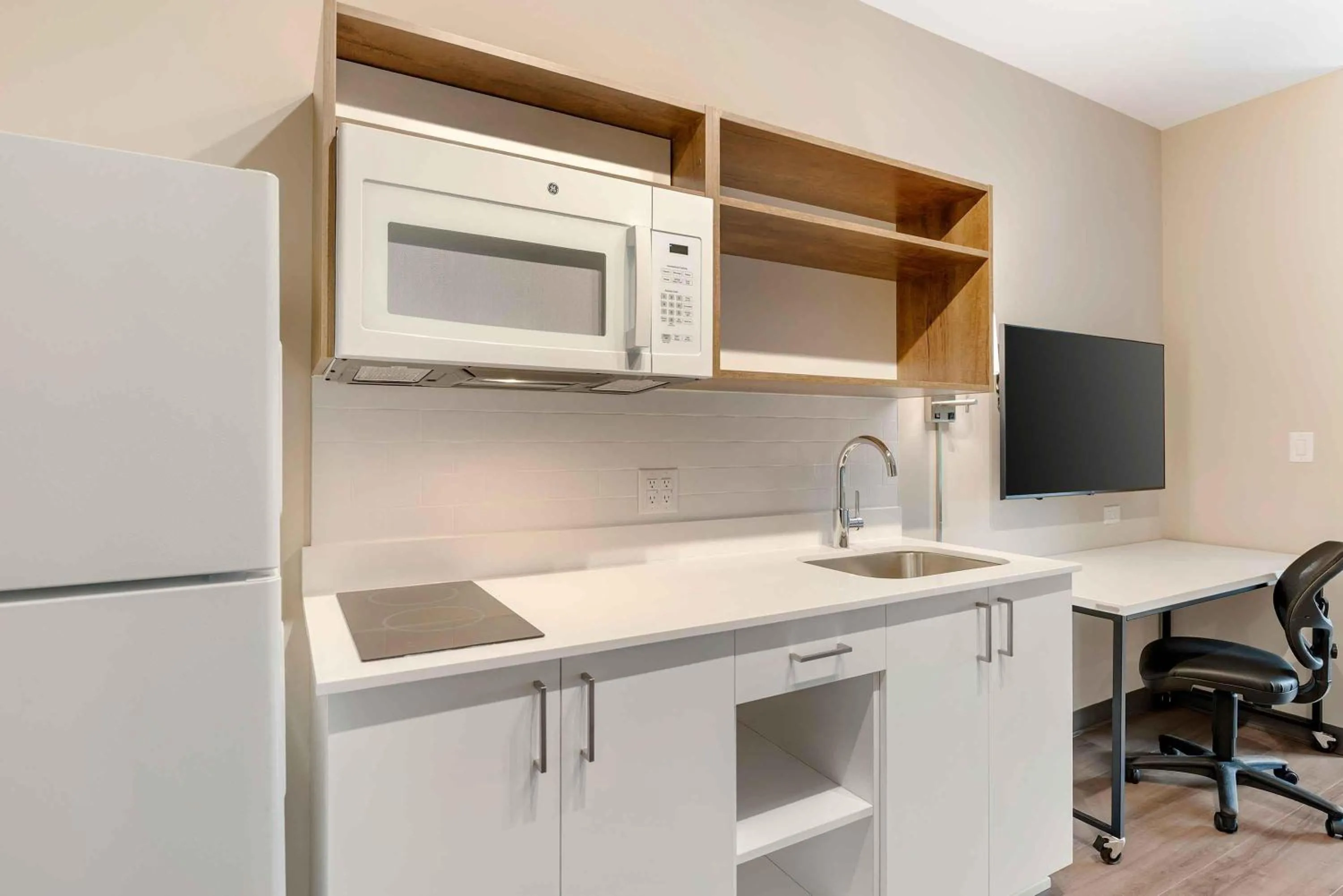 Kitchen or kitchenette in Extended Stay America Premier Suites - Charlottesville