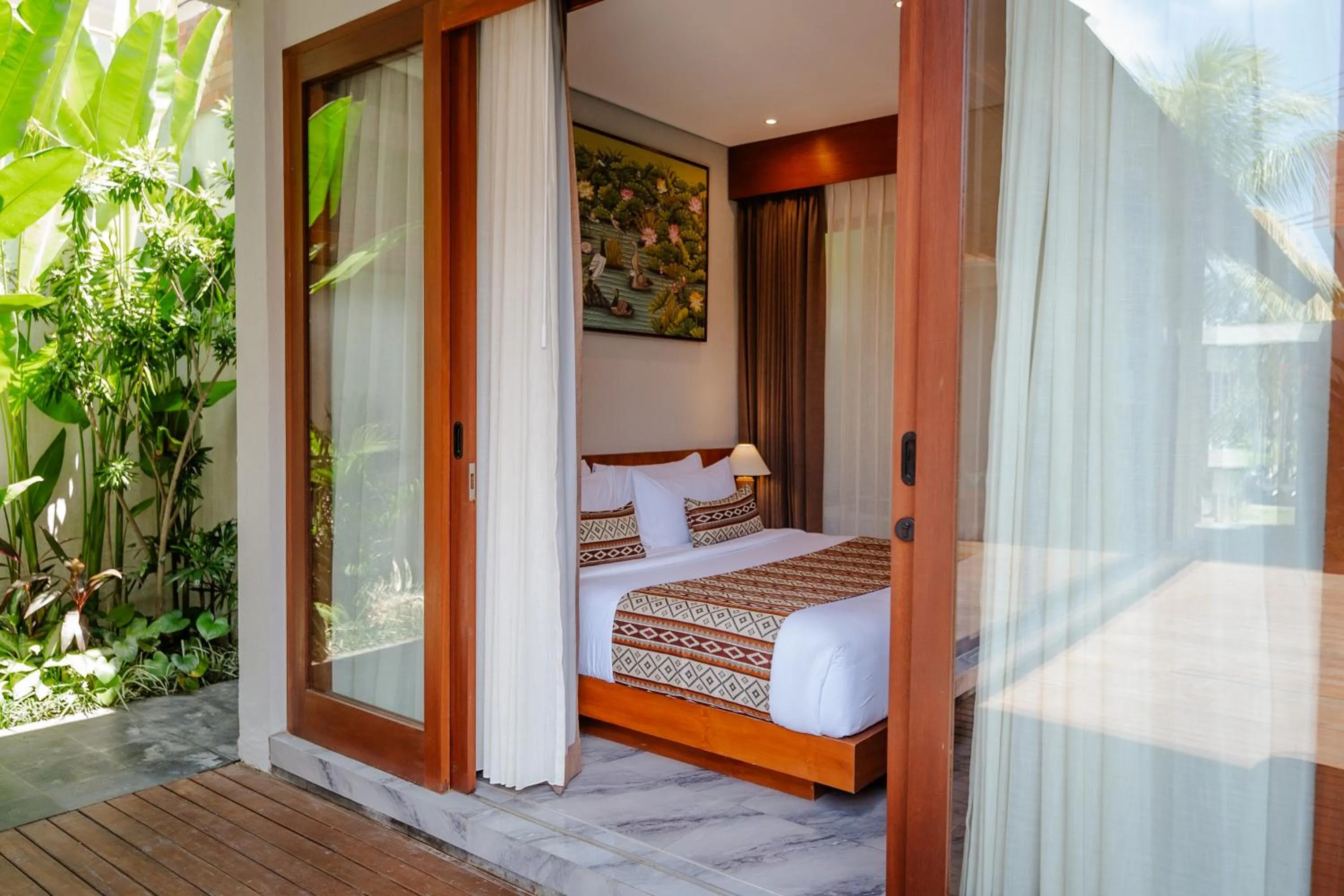 Bed in Unagi Mas Villa by Emana