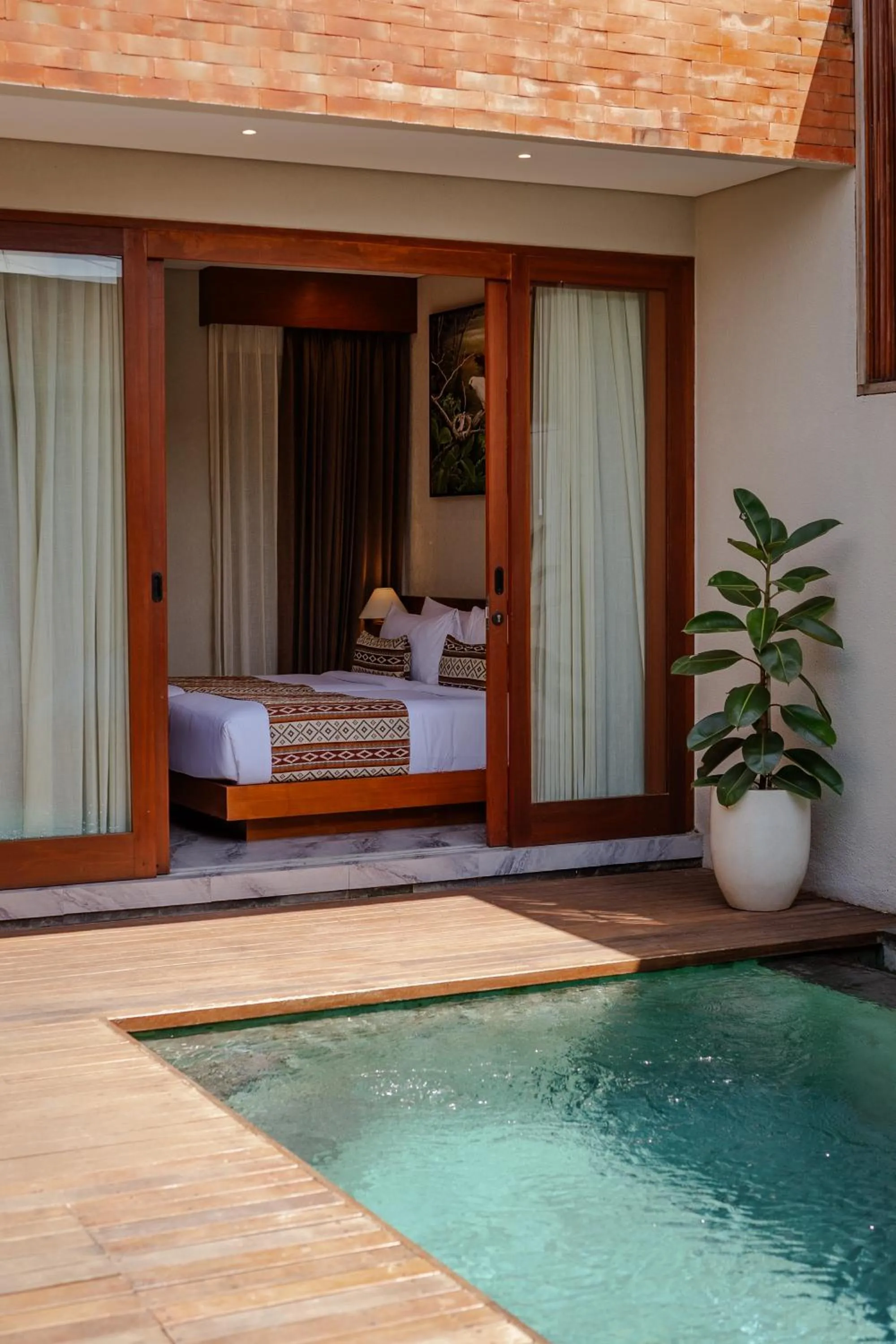 Bed in Unagi Mas Villa by Emana