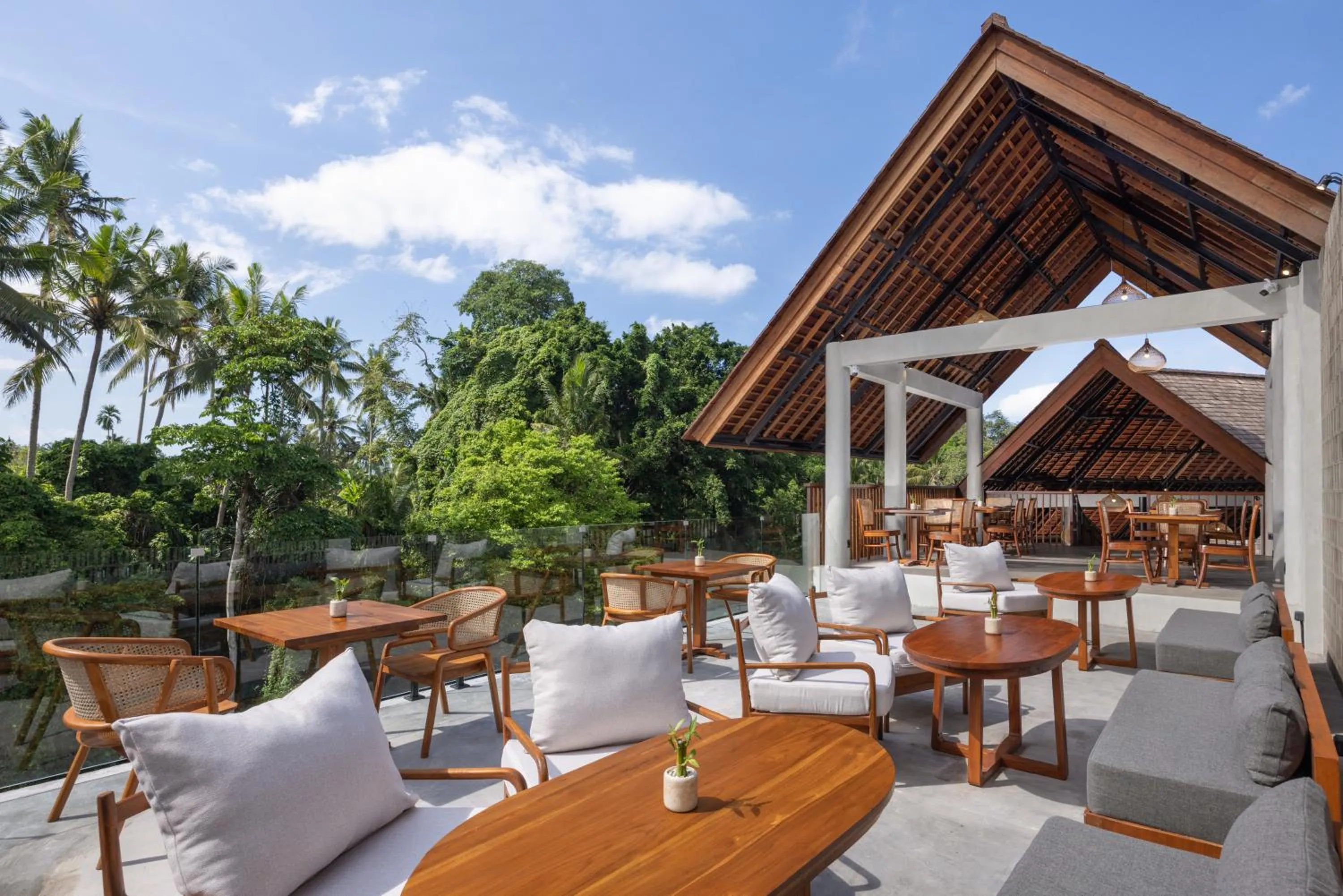 Restaurant/places to eat in Unagi Mas Villa by Emana