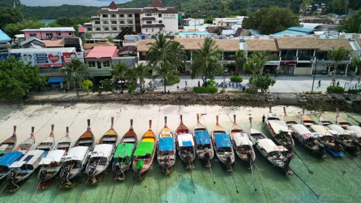 Property building in Phi Phi at Pier