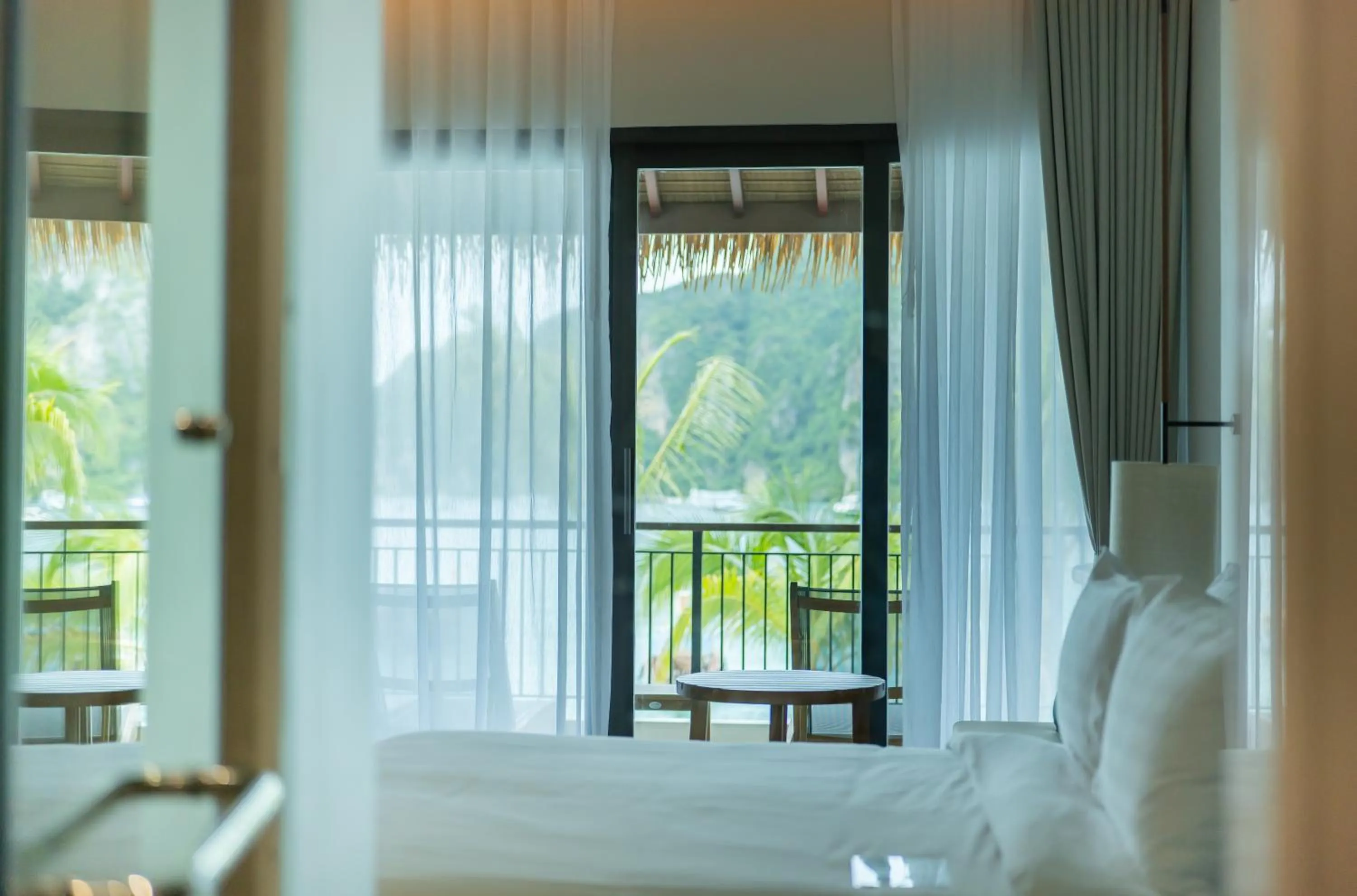 Bed in Phi Phi at Pier