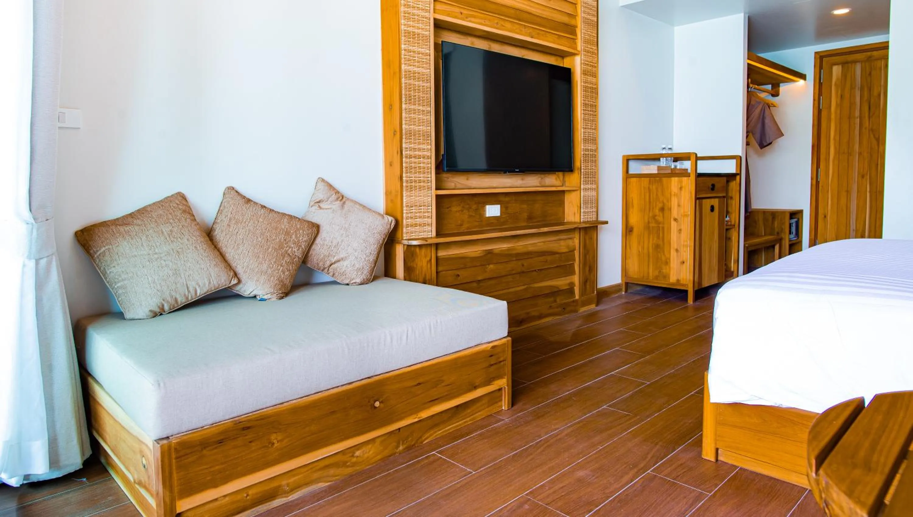 Bed in Phi Phi at Pier