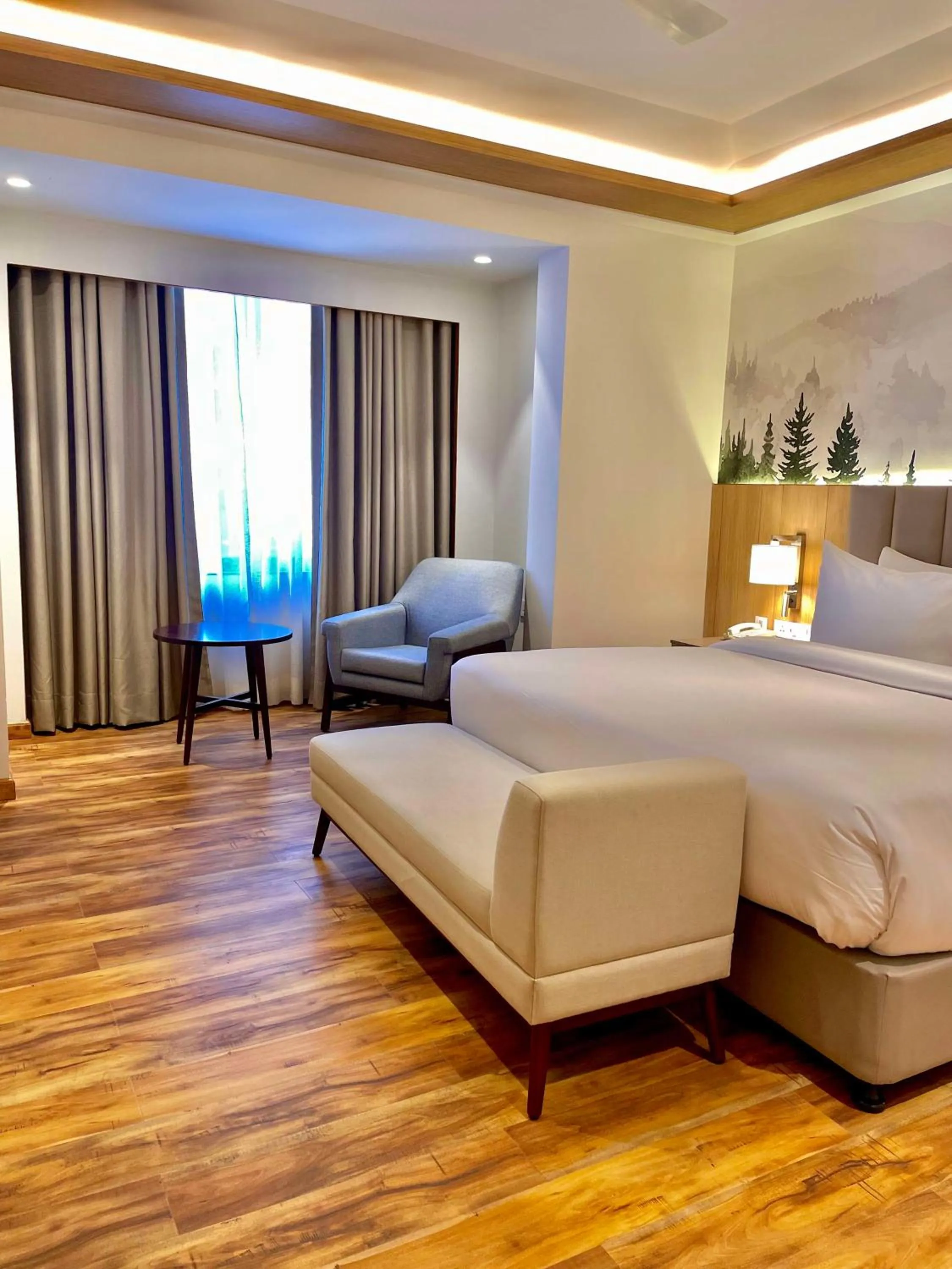 Bed in Best Western Matra Kasauli