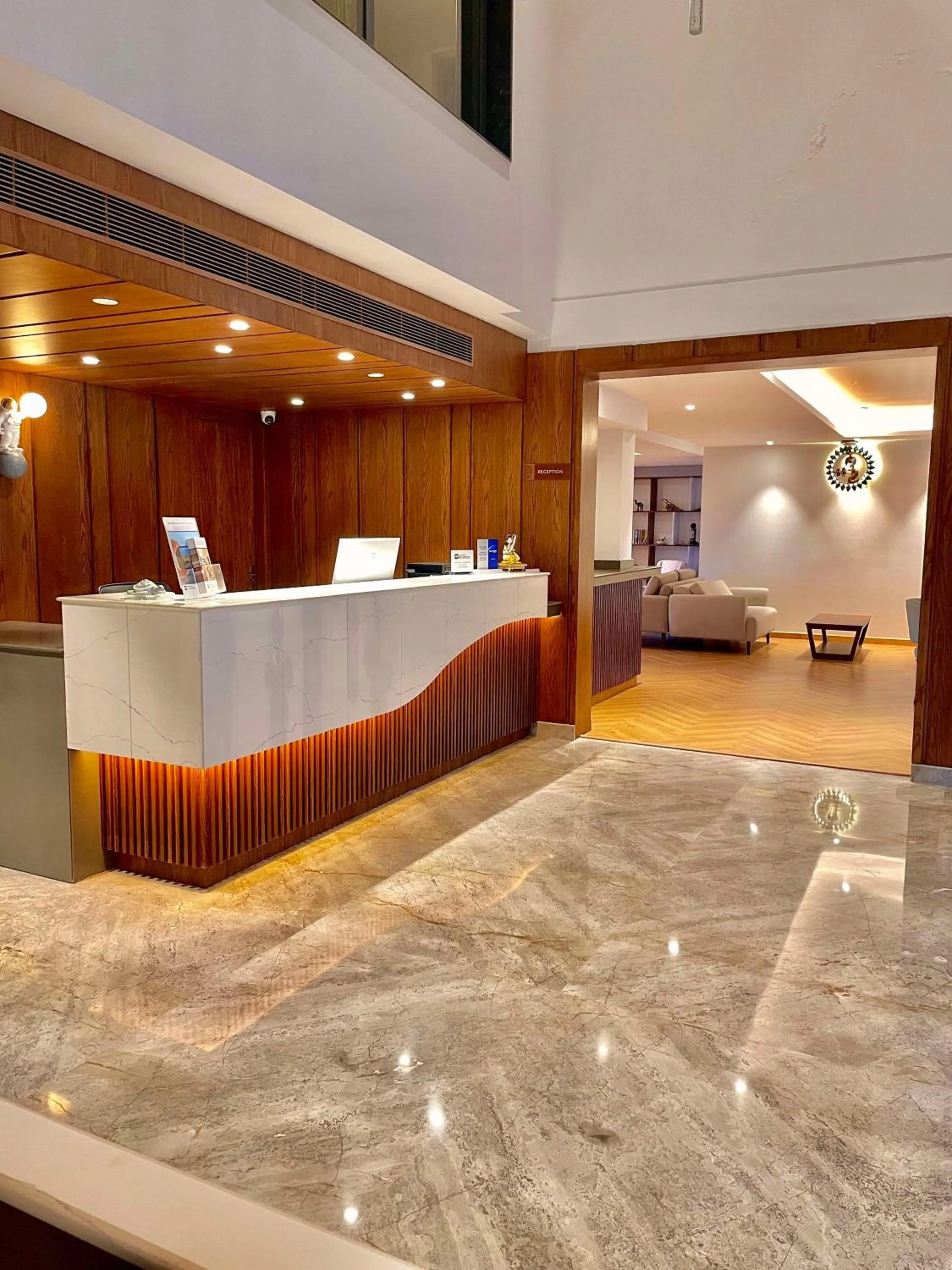 Lobby or reception in Best Western Matra Kasauli