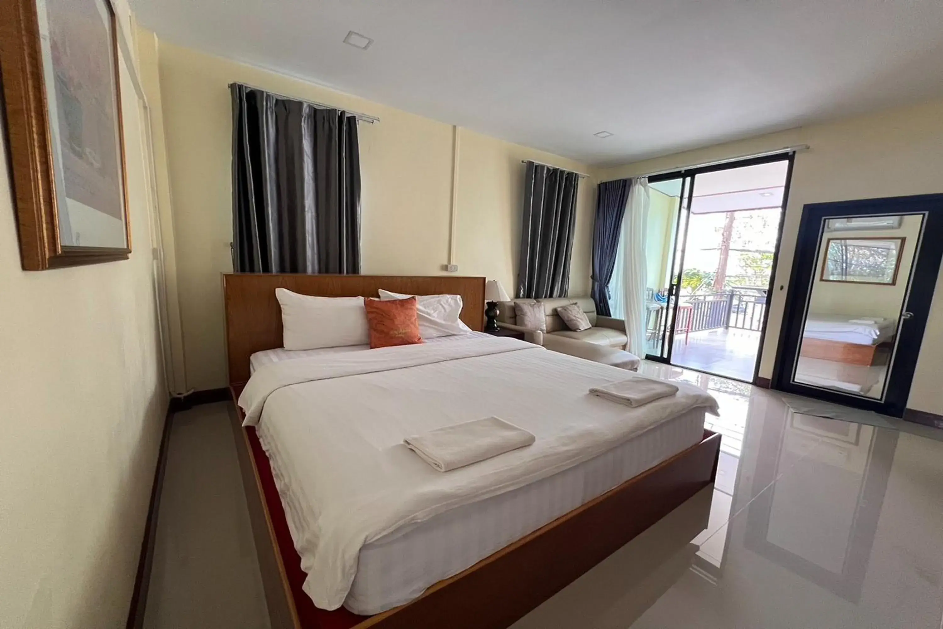 Superior Double Room in Lan Bua Resort Superior Double Room in Lan Bua Resort