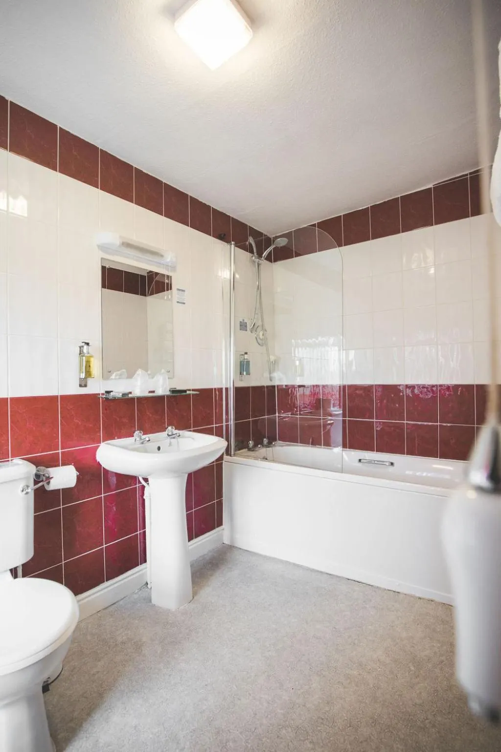 Shower in The Oakwheel