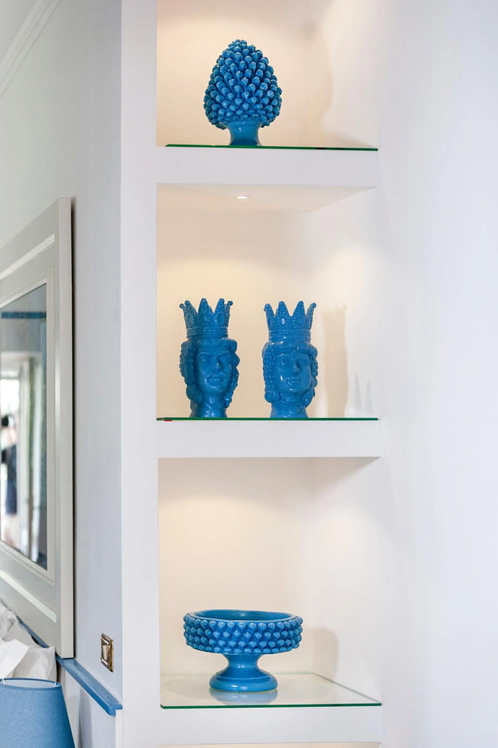 Decorative detail in Villa Maresca B&B