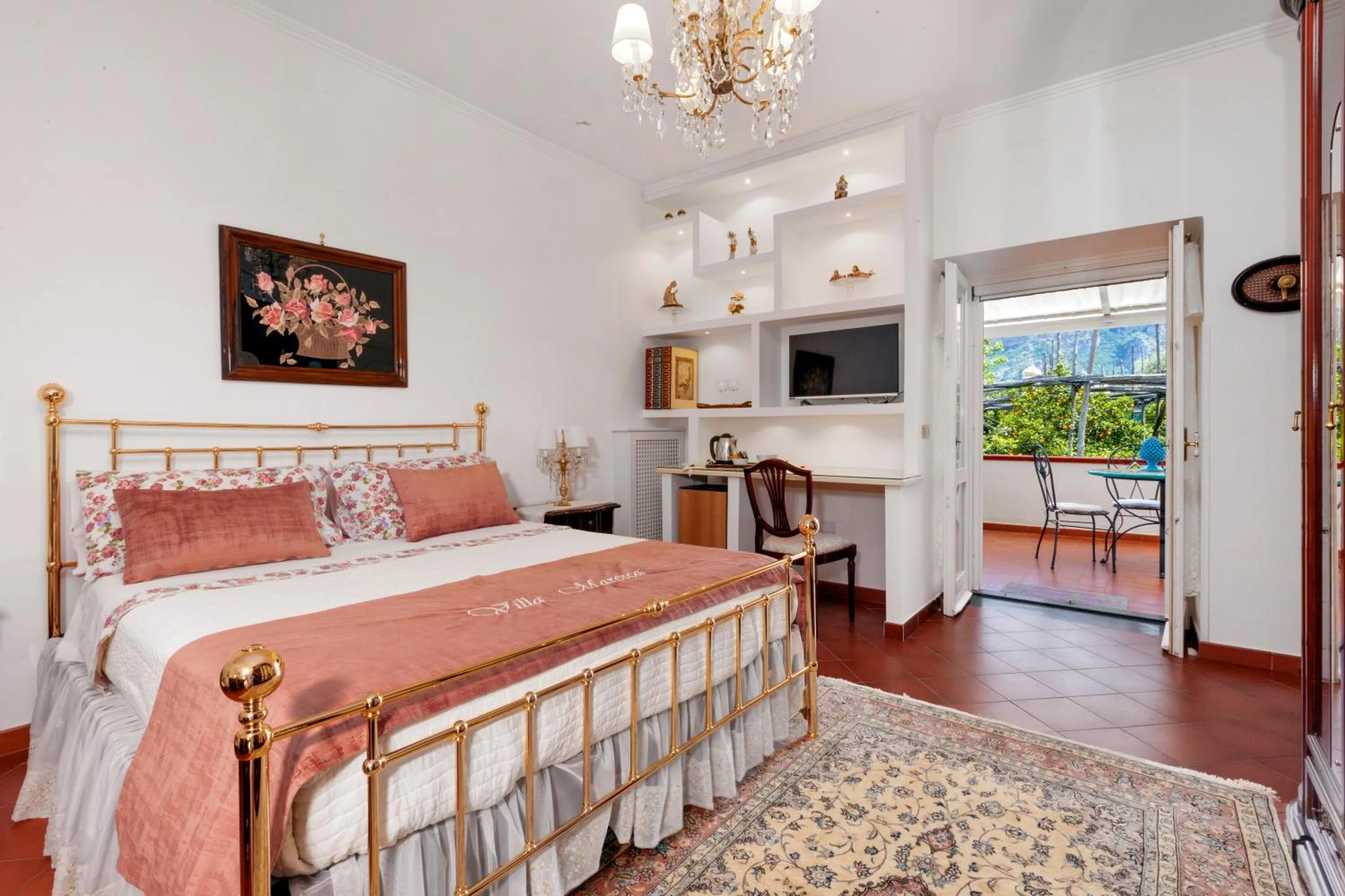 Bedroom, Bed in Villa Maresca B&B