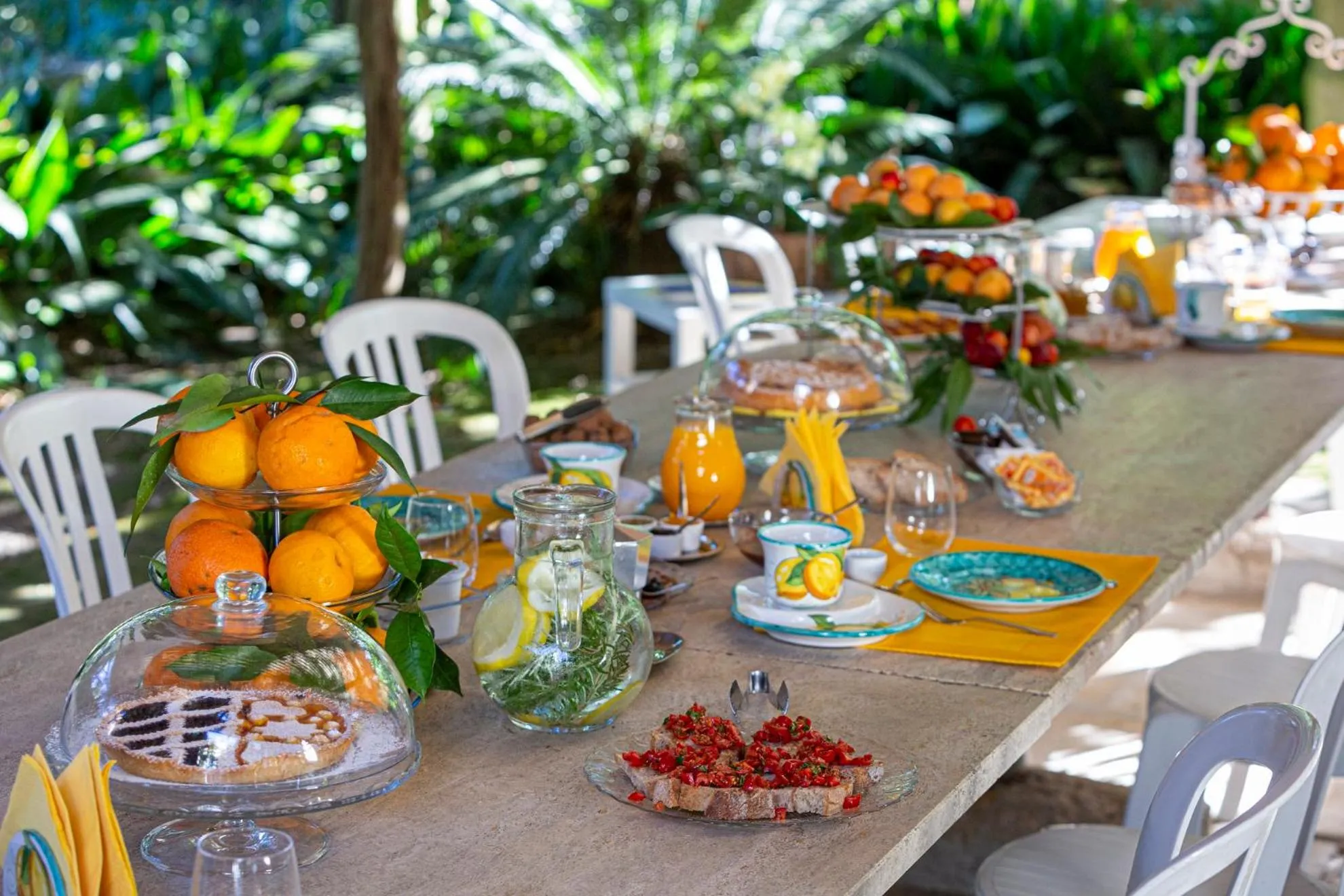 Breakfast in Villa Maresca B&B