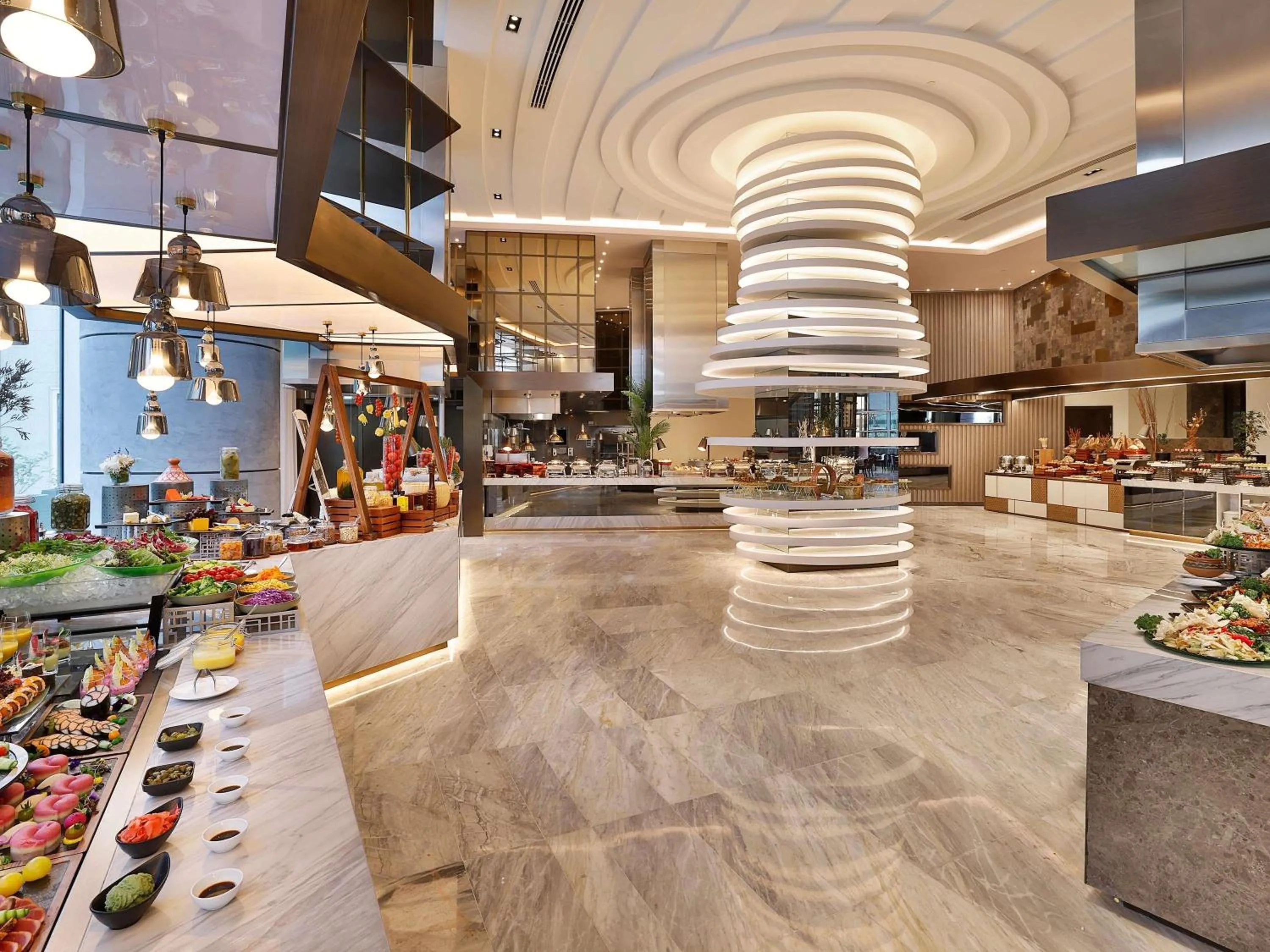Restaurant/places to eat in Sofitel Riyadh Hotel & Convention Centre