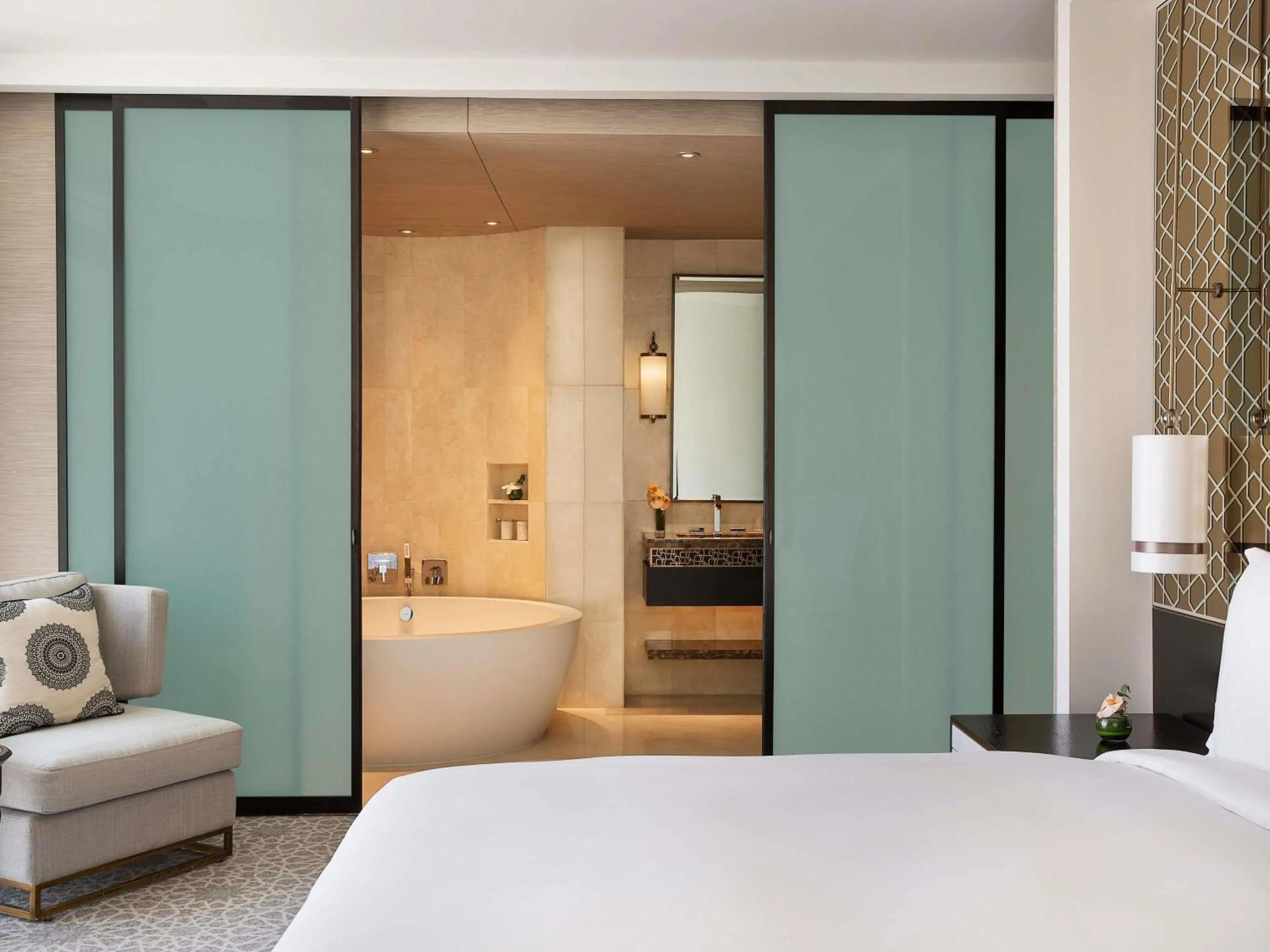 Bedroom, Bed in Sofitel Riyadh Hotel & Convention Centre