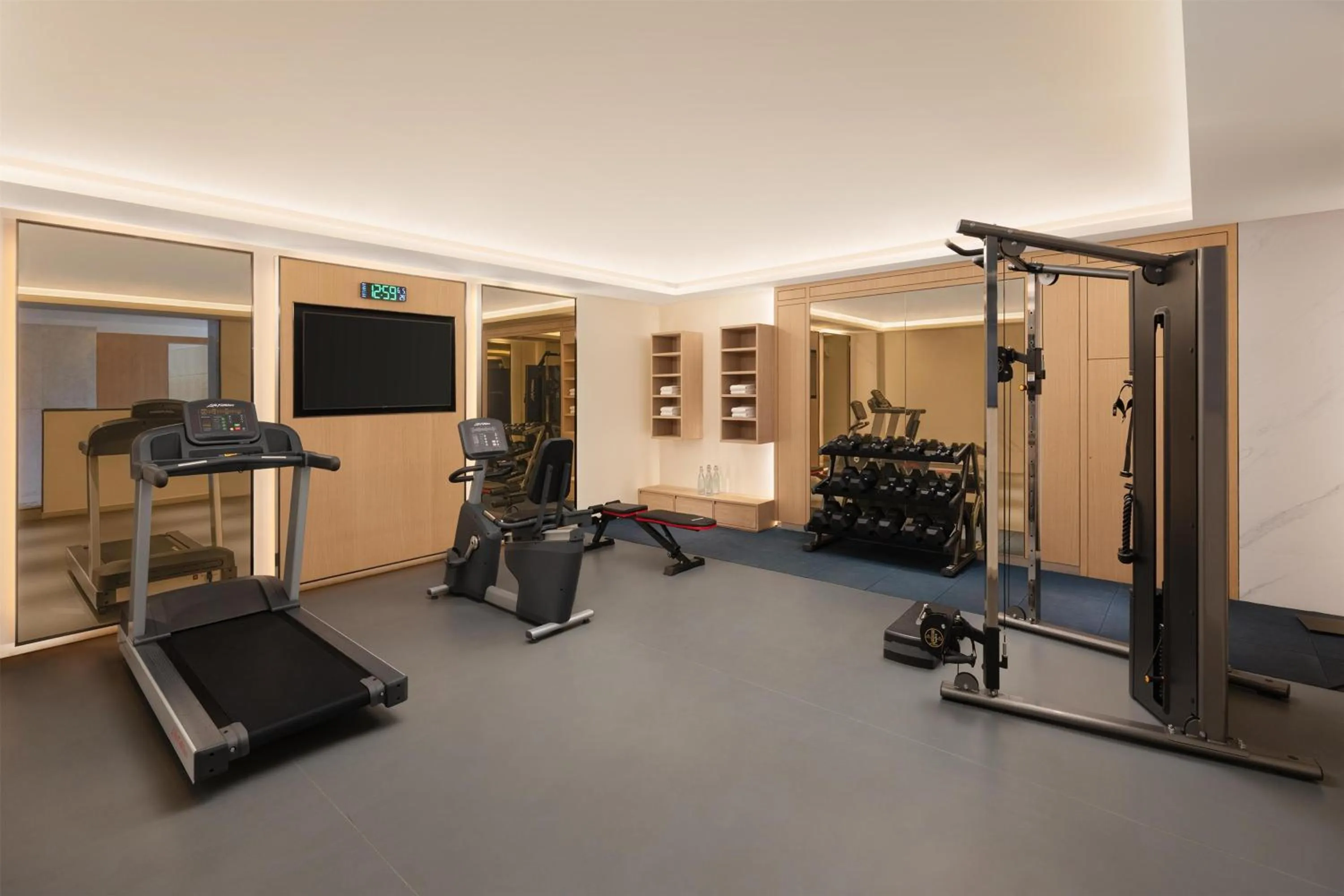 Fitness centre/facilities in Hilton Garden Inn Surat City Centre