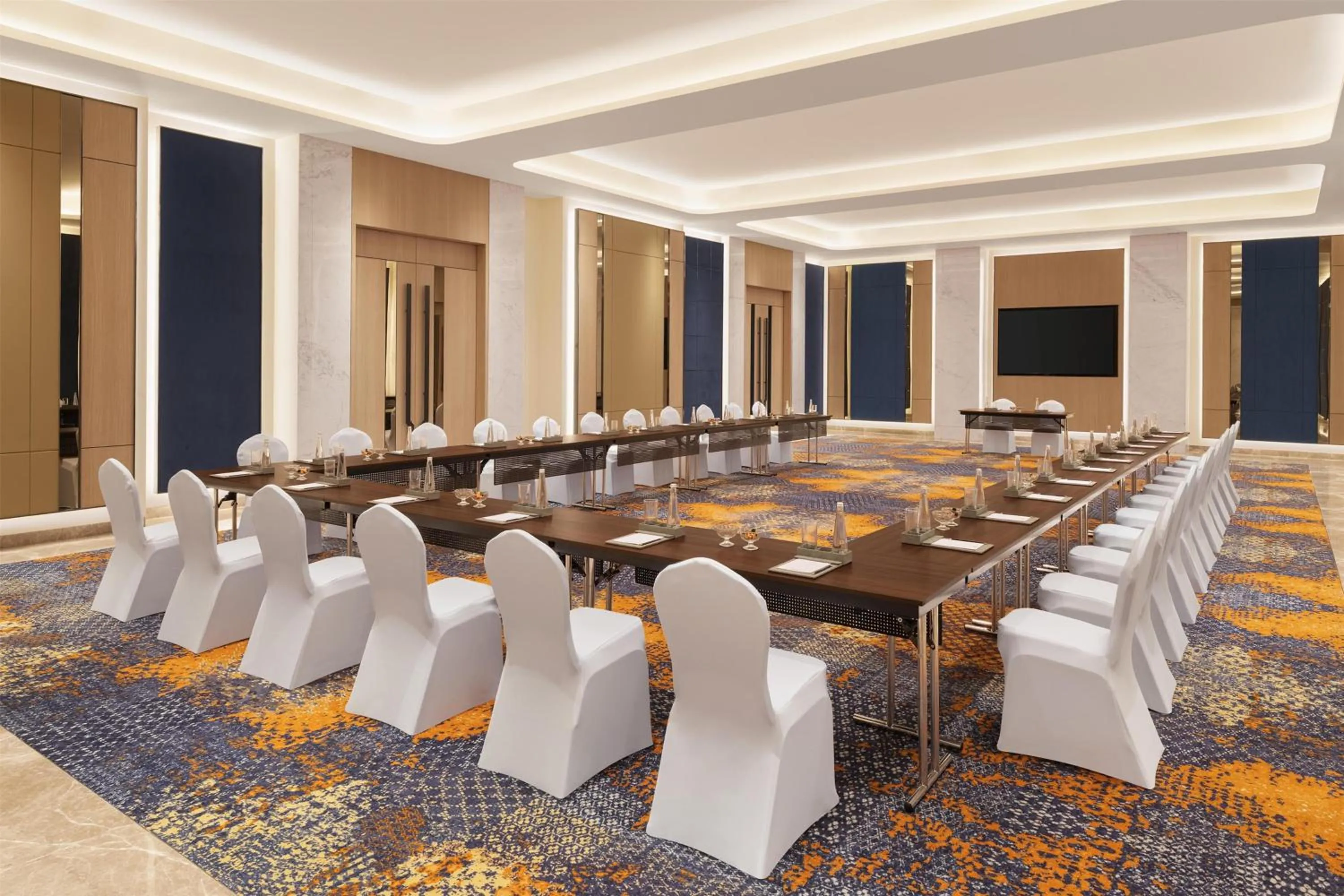 Meeting/conference room in Hilton Garden Inn Surat City Centre