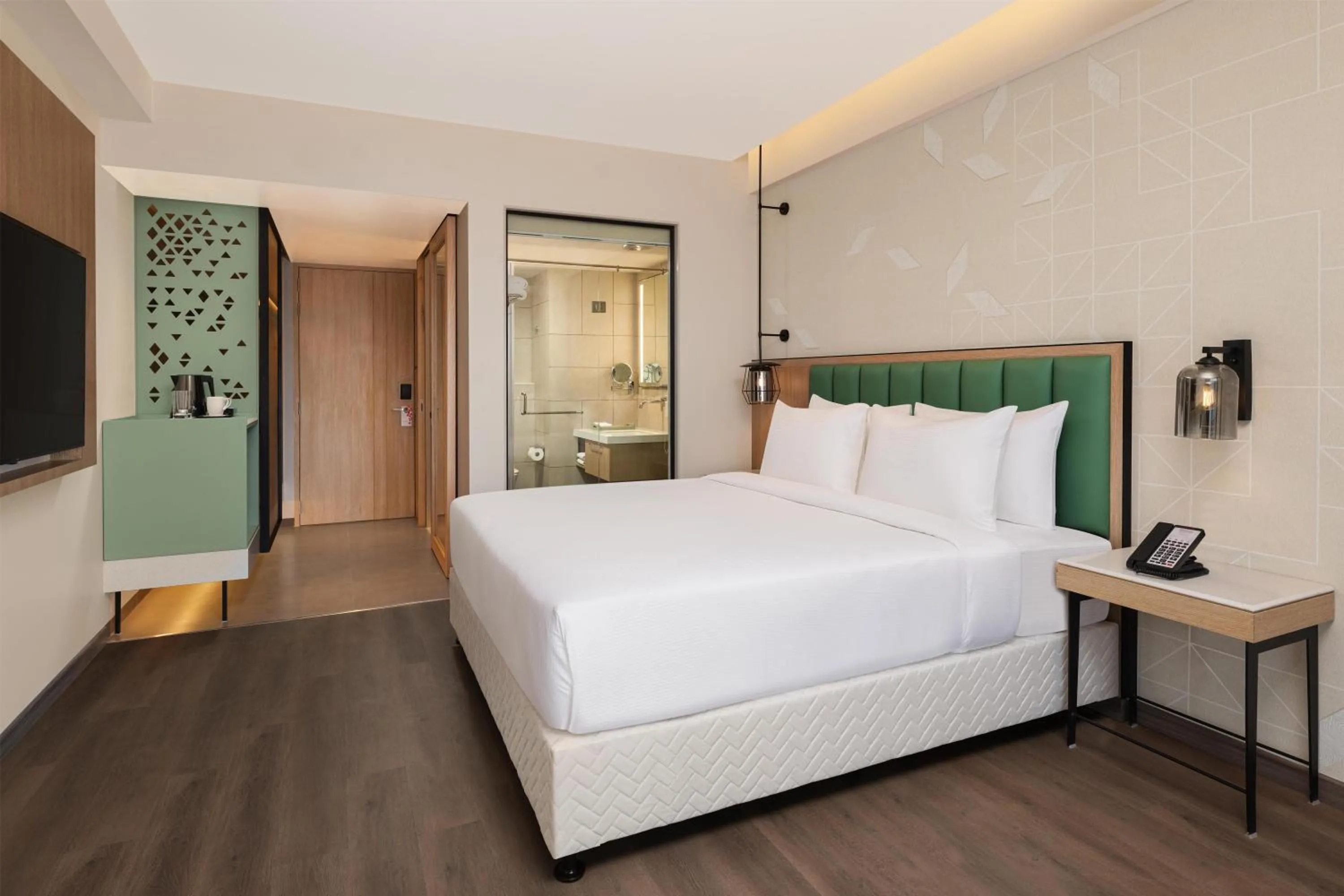 Bed in Hilton Garden Inn Surat City Centre