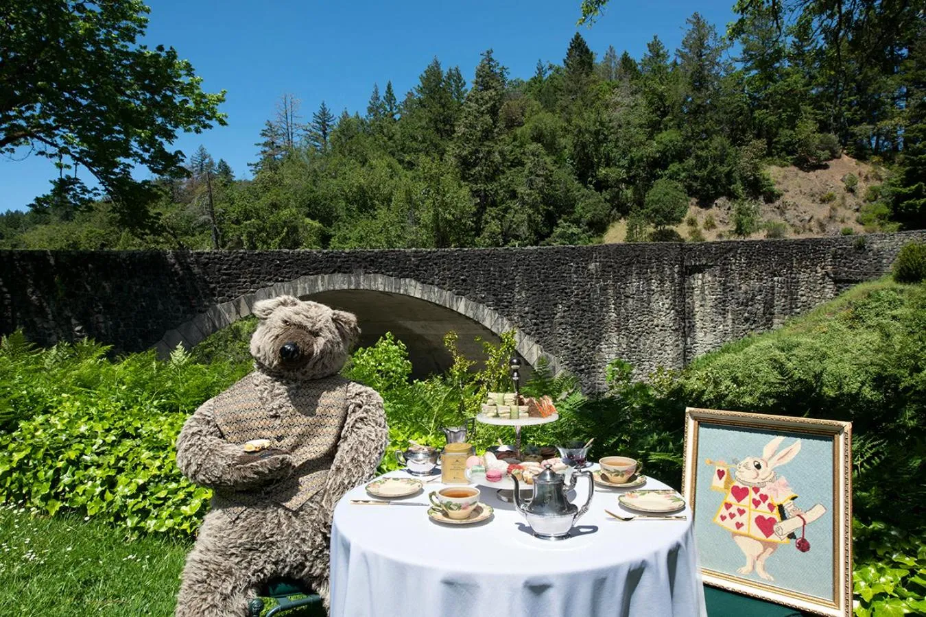 Decorative detail in Benbow Historic Inn