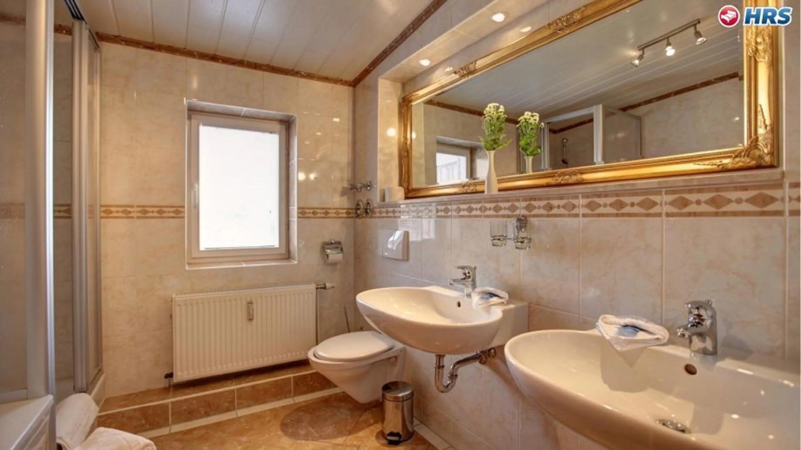 Bathroom in Weinhaus Wöhler