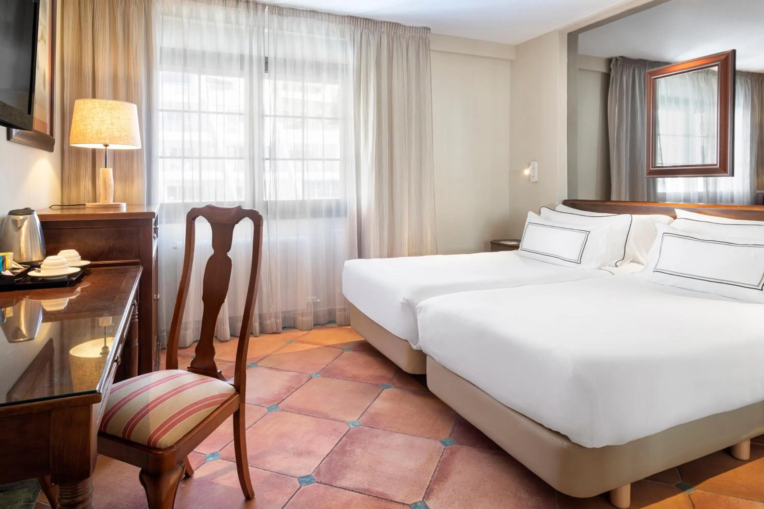 Deluxe Room Mountain View in Meliá Sol y Nieve