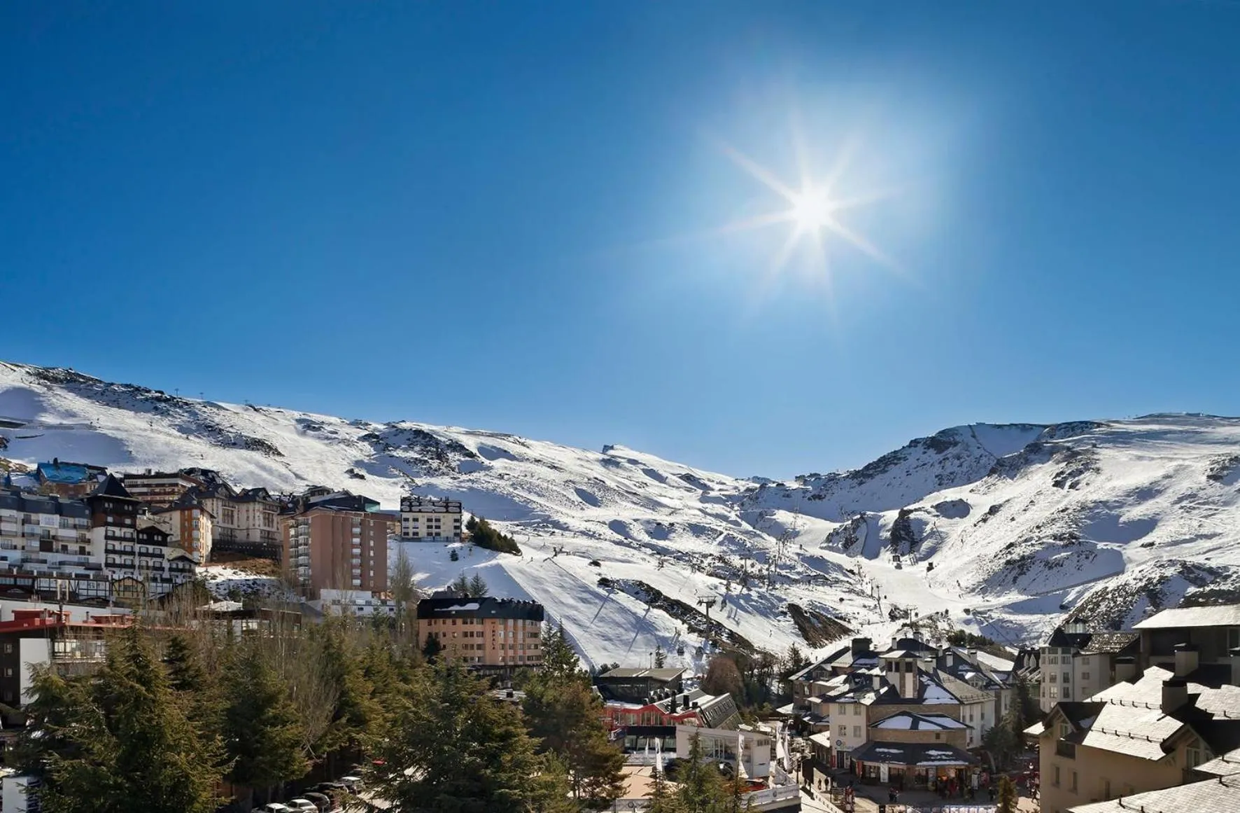 Property building in Meliá Sol y Nieve