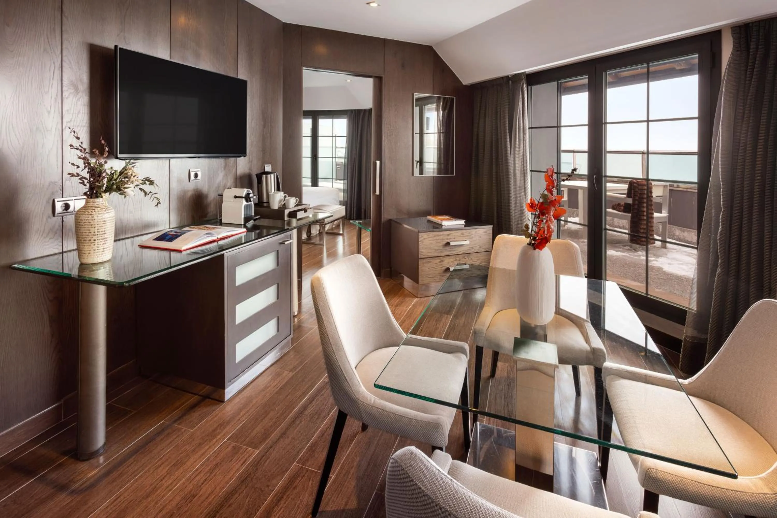 Property building in Meliá Sol y Nieve