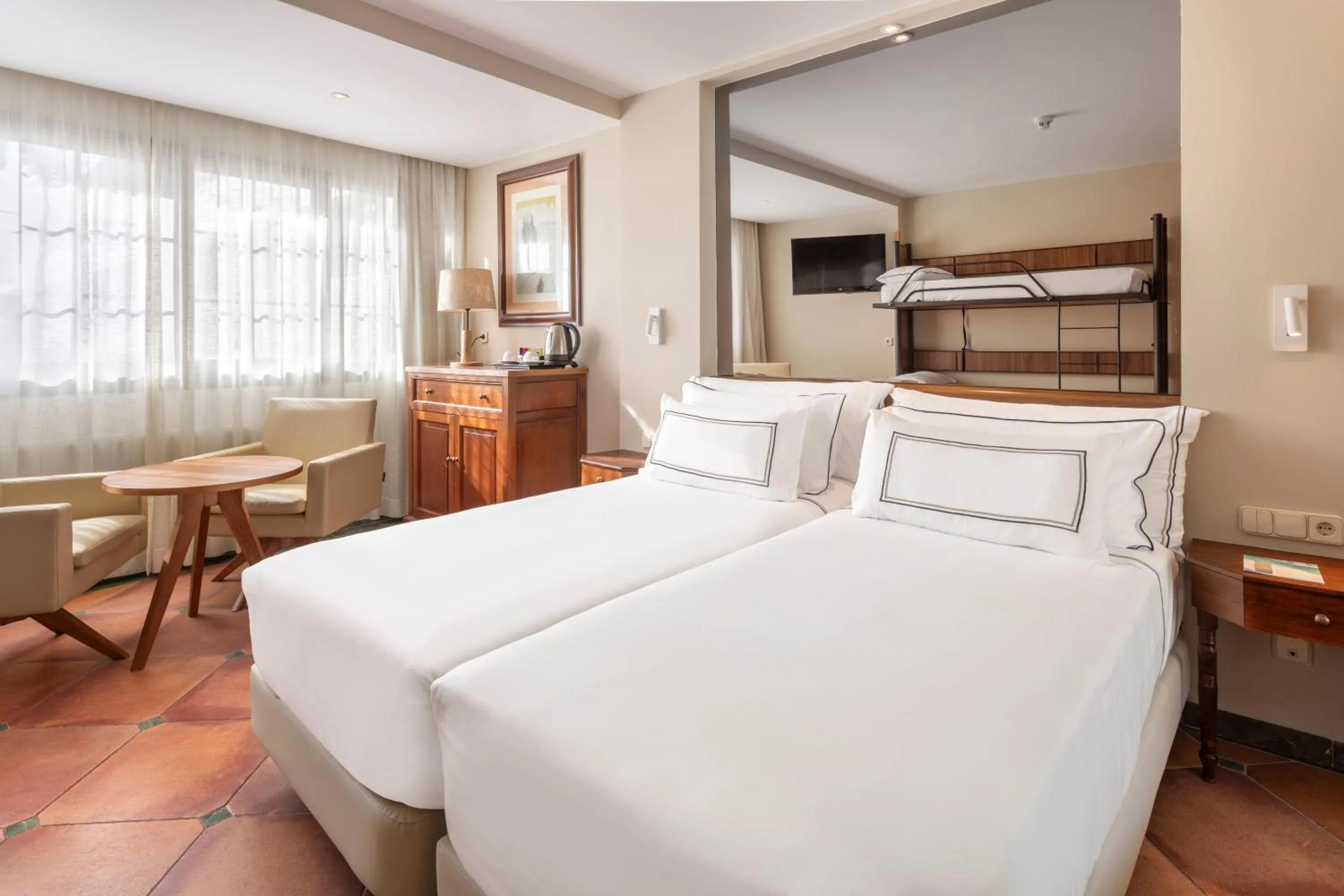 Property building, Bed in Meliá Sol y Nieve