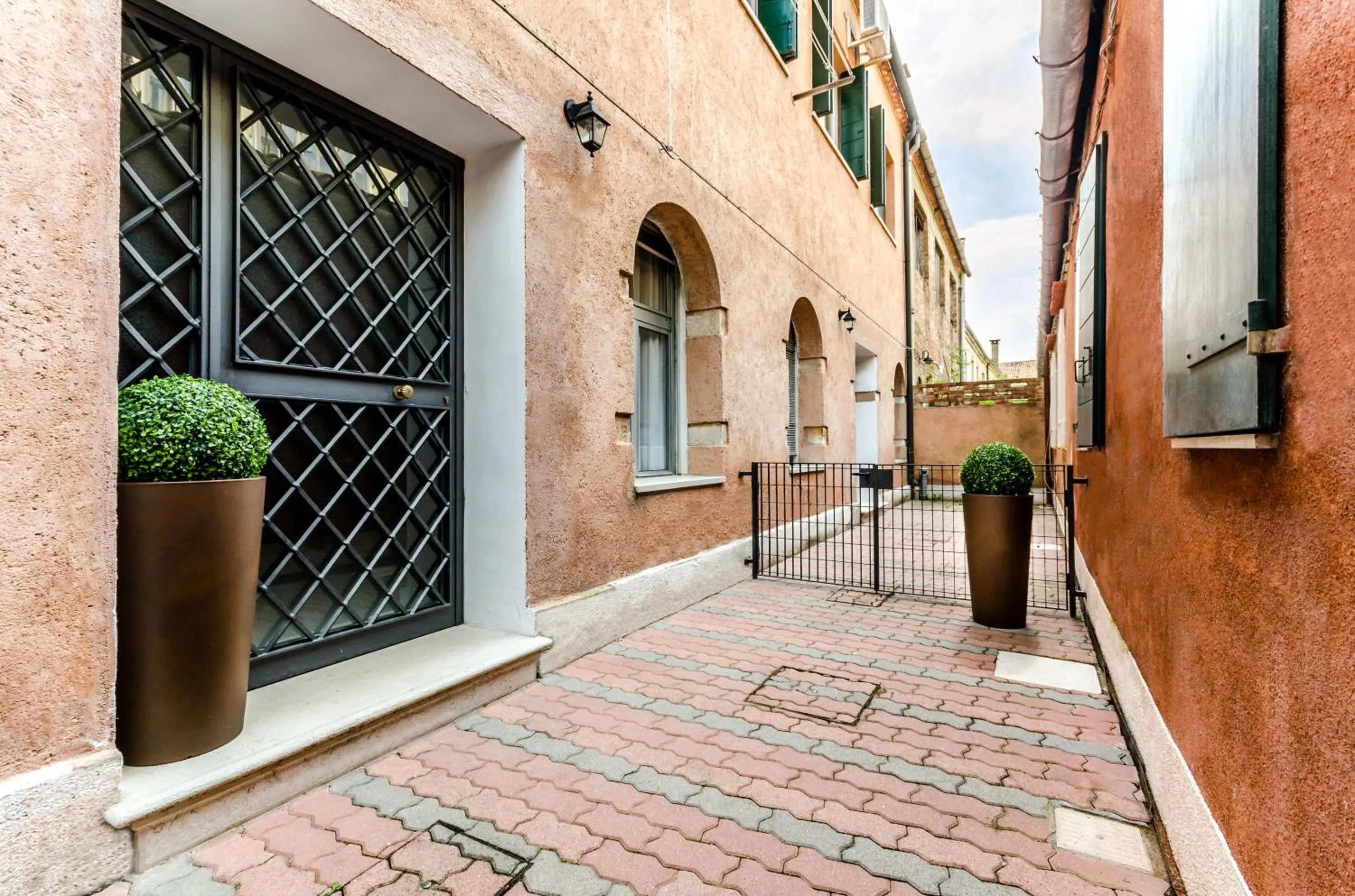Garden in Cannaregio II Apartments